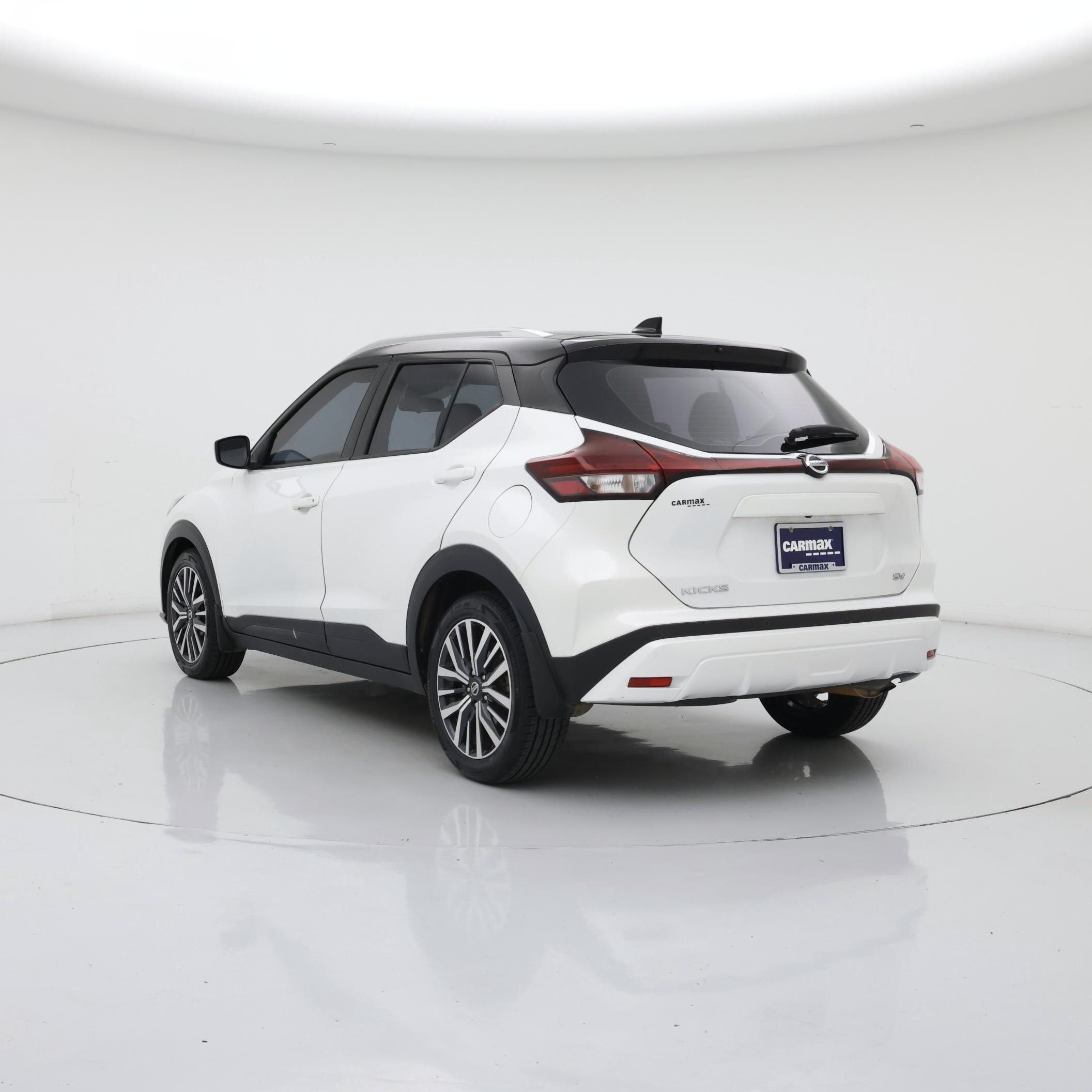 Thumbnail: 2021 Nissan Kicks - 2