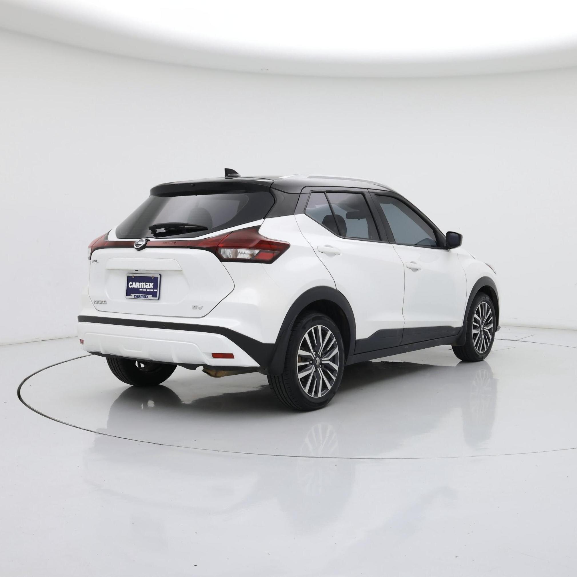 Thumbnail: 2021 Nissan Kicks - 8