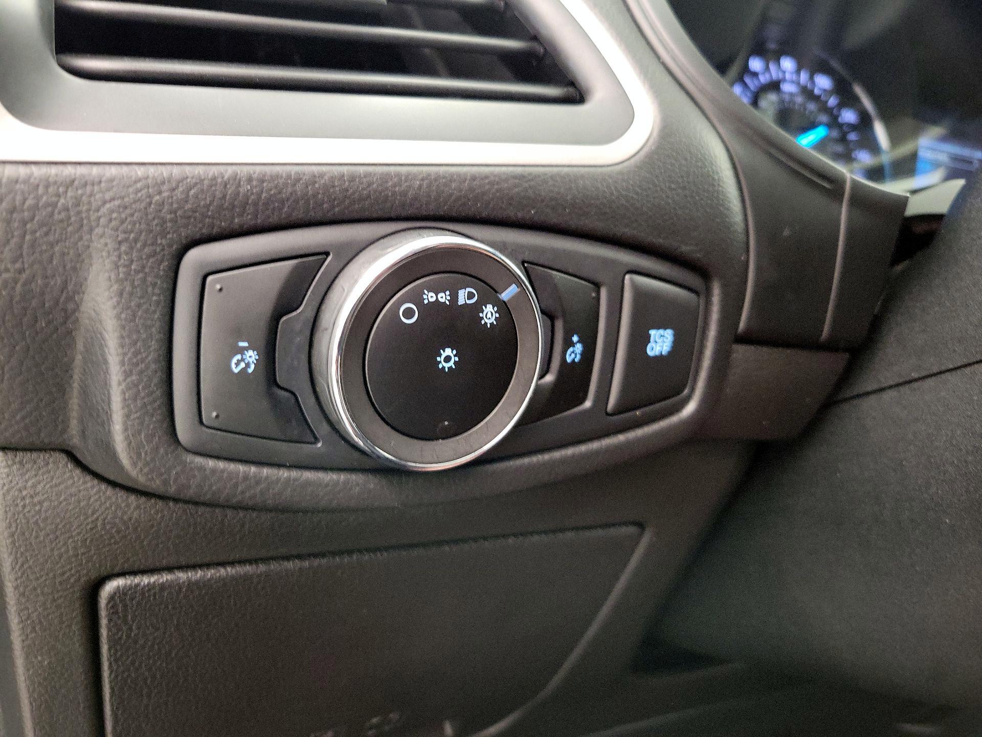 Thumbnail: 2023 Ford Edge - 13