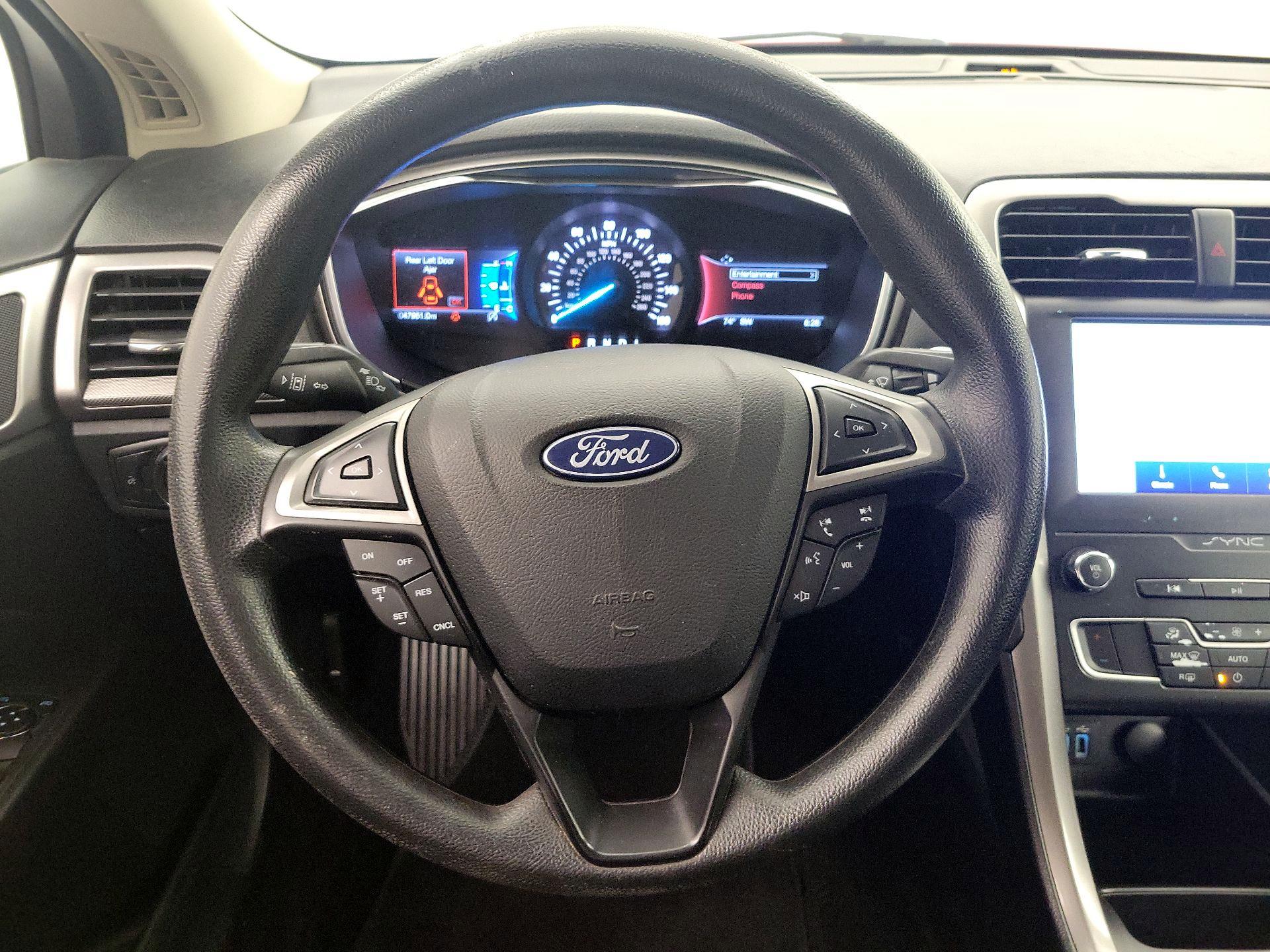 Thumbnail: 2020 Ford Fusion - 10