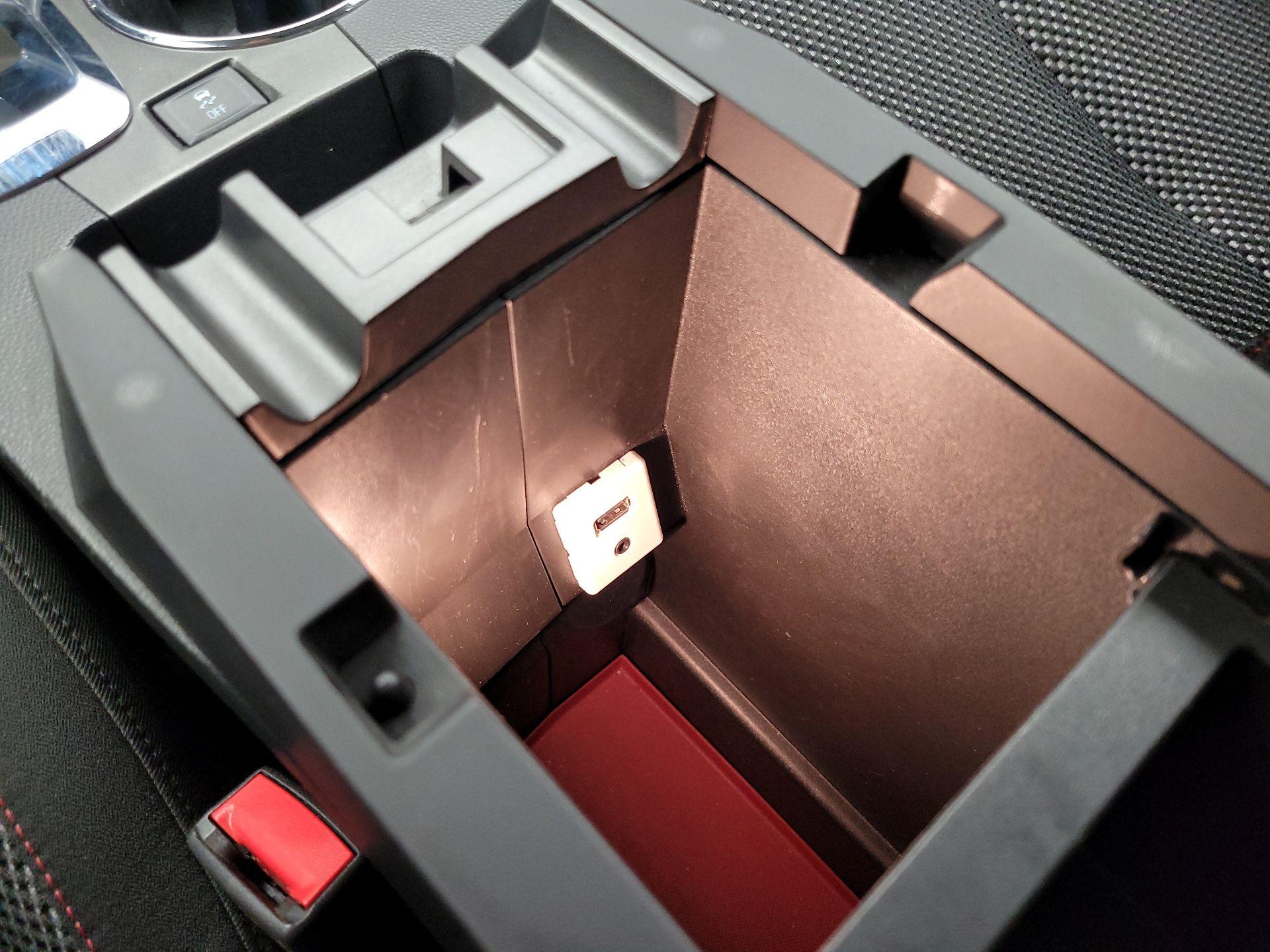 Thumbnail: 2016 Chevrolet Equinox - 18