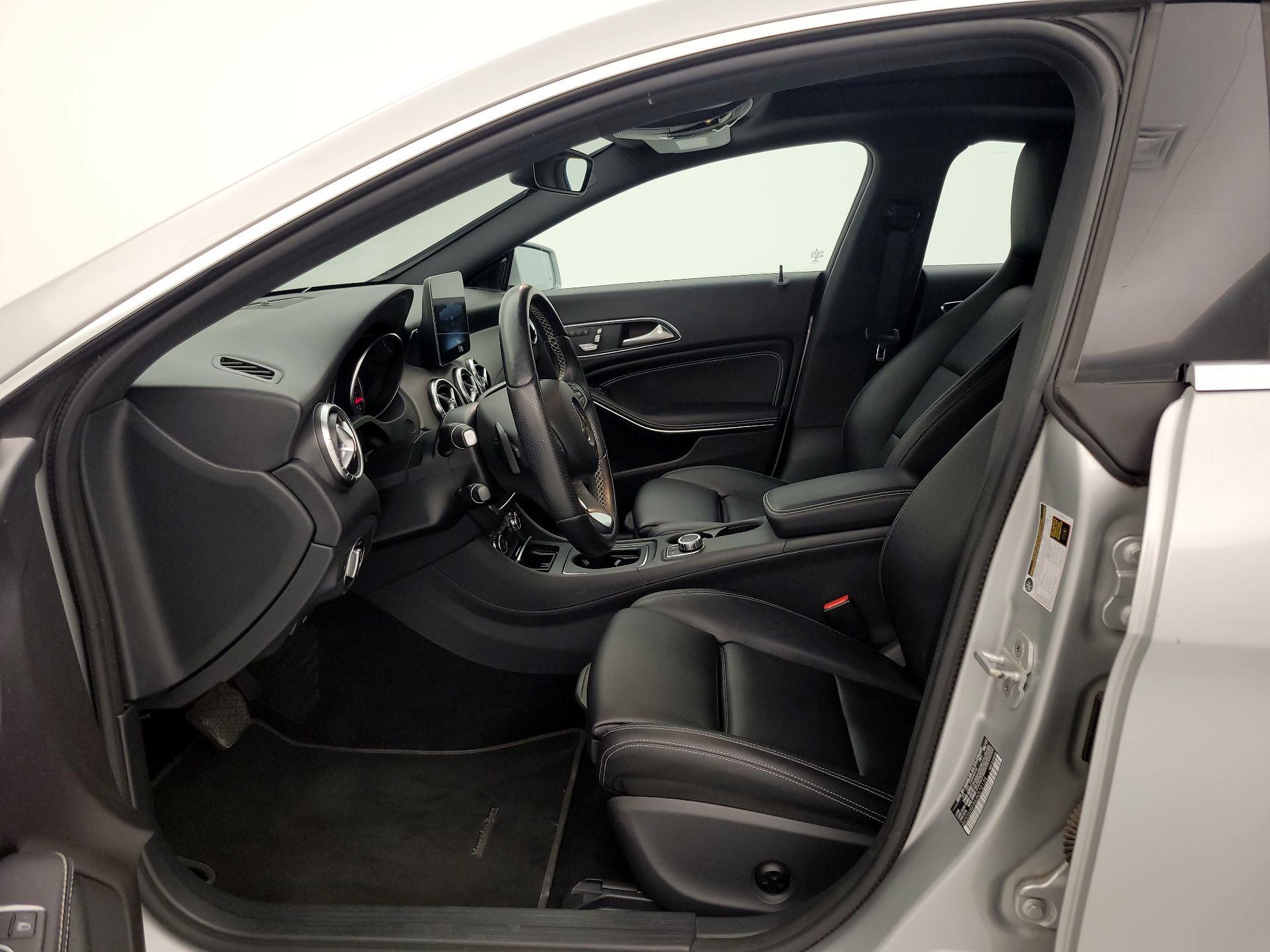 Thumbnail: 2018 Mercedes-Benz CLA - 11