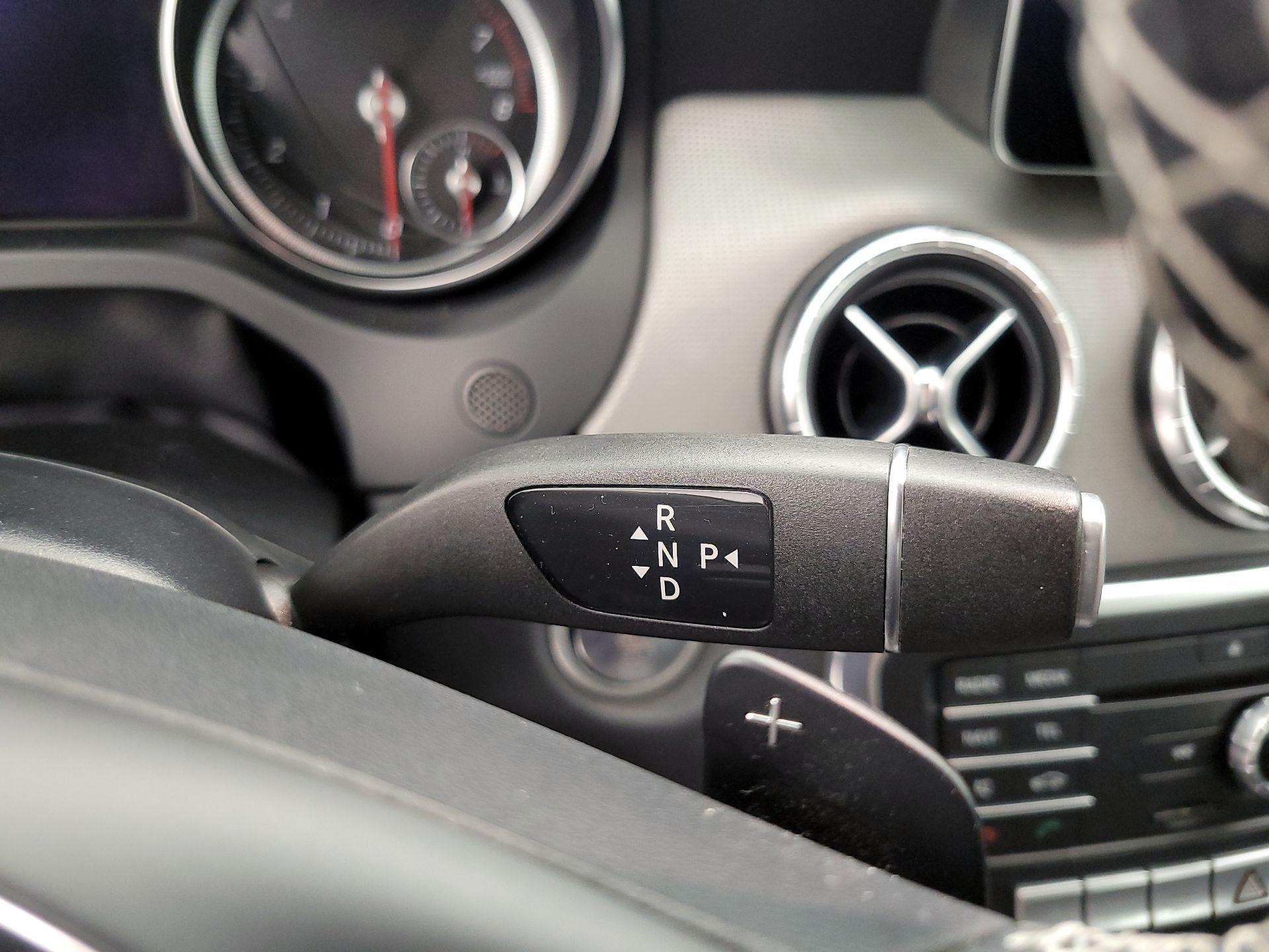 Thumbnail: 2018 Mercedes-Benz CLA - 18