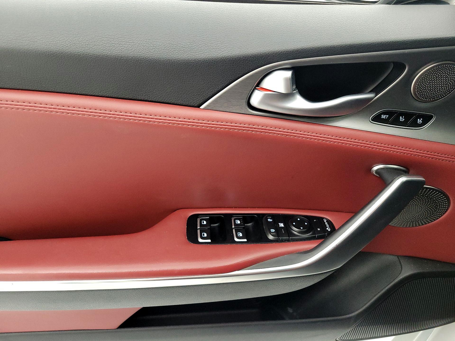 Thumbnail: 2021 Kia Stinger - 12