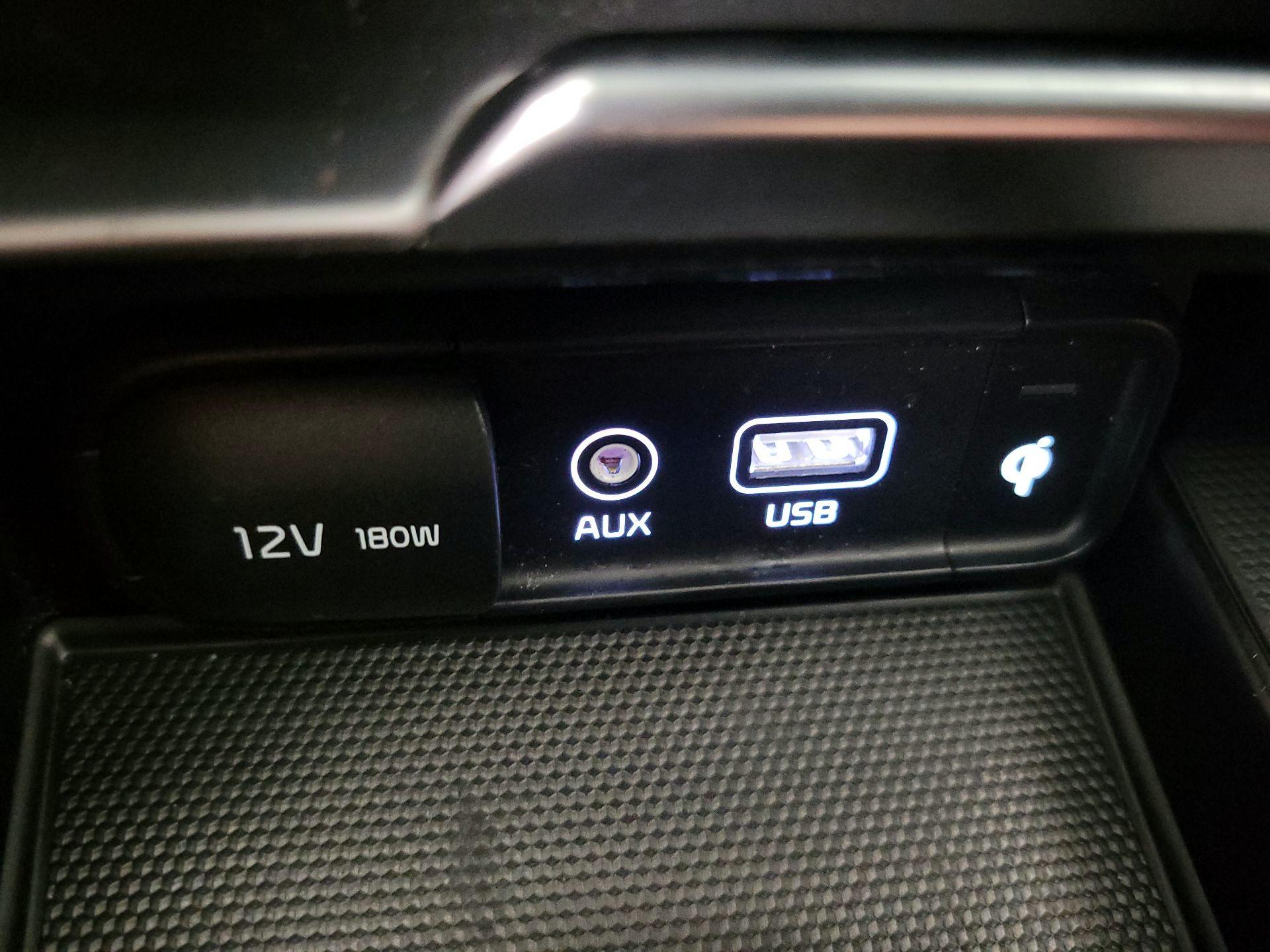 Thumbnail: 2021 Kia Stinger - 19