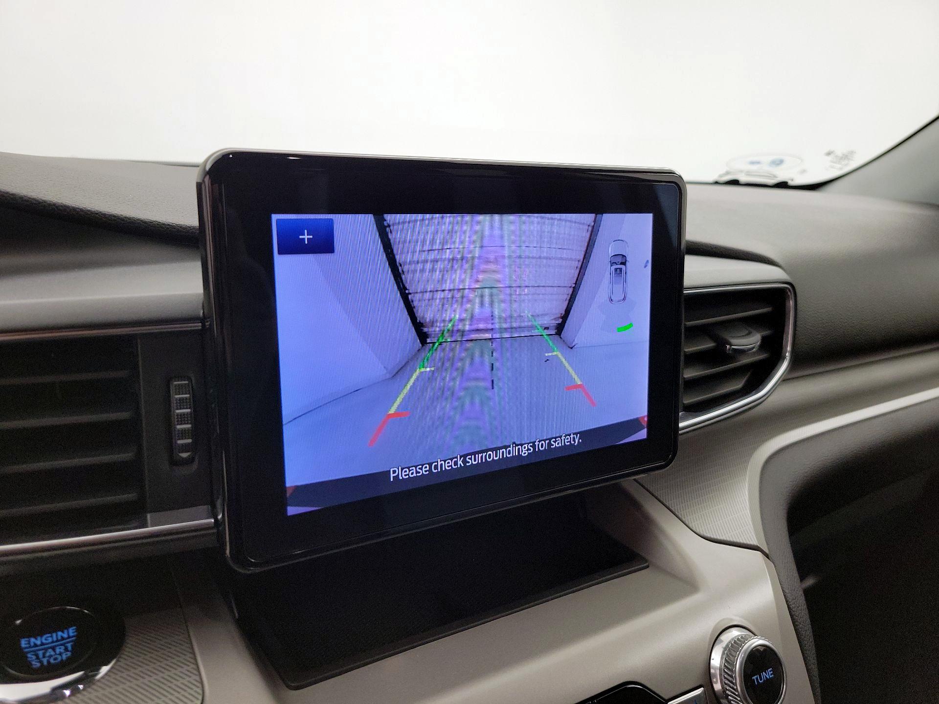 Thumbnail: 2022 Ford Explorer - 15