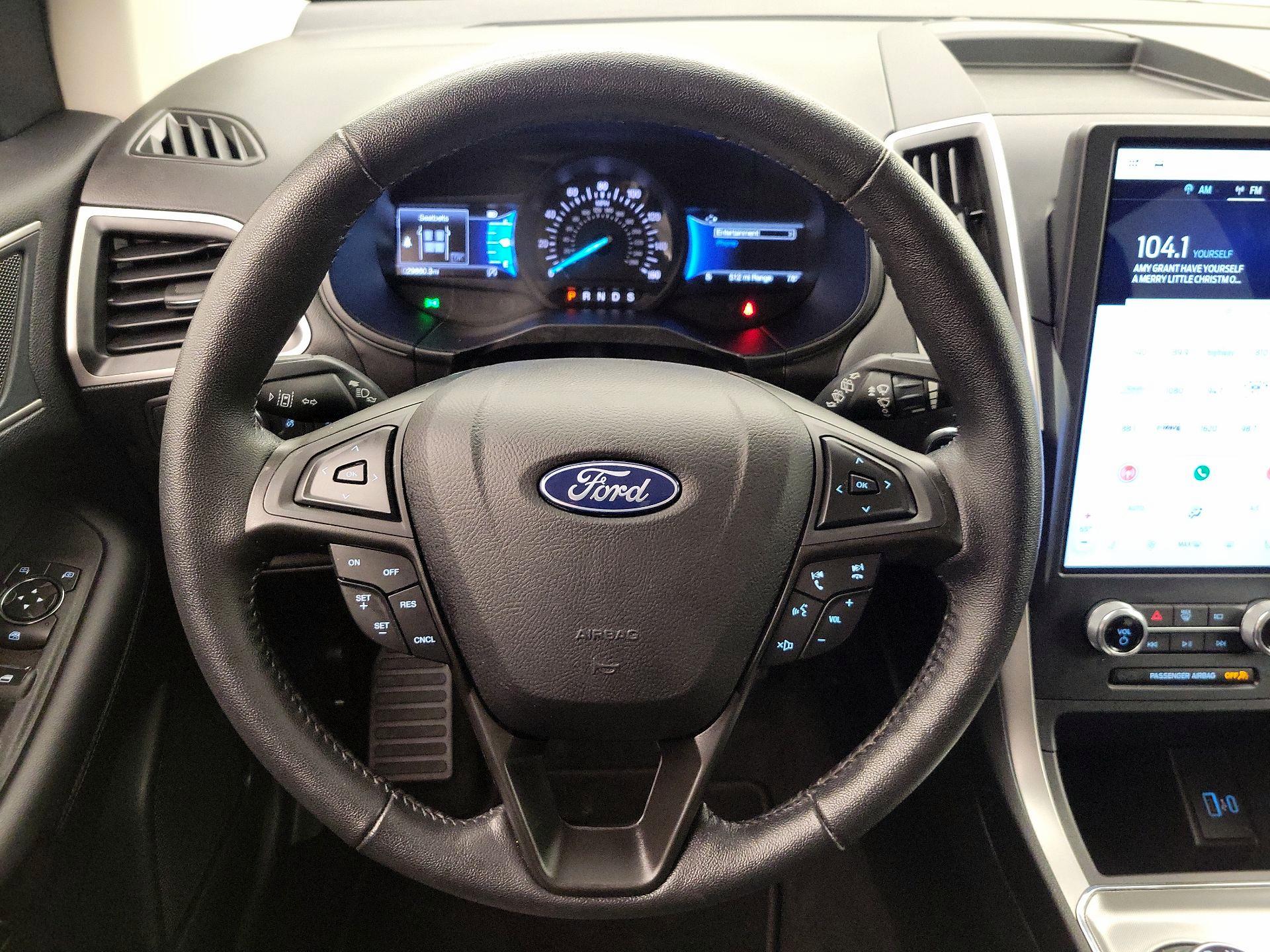 Thumbnail: 2022 Ford Edge - 10