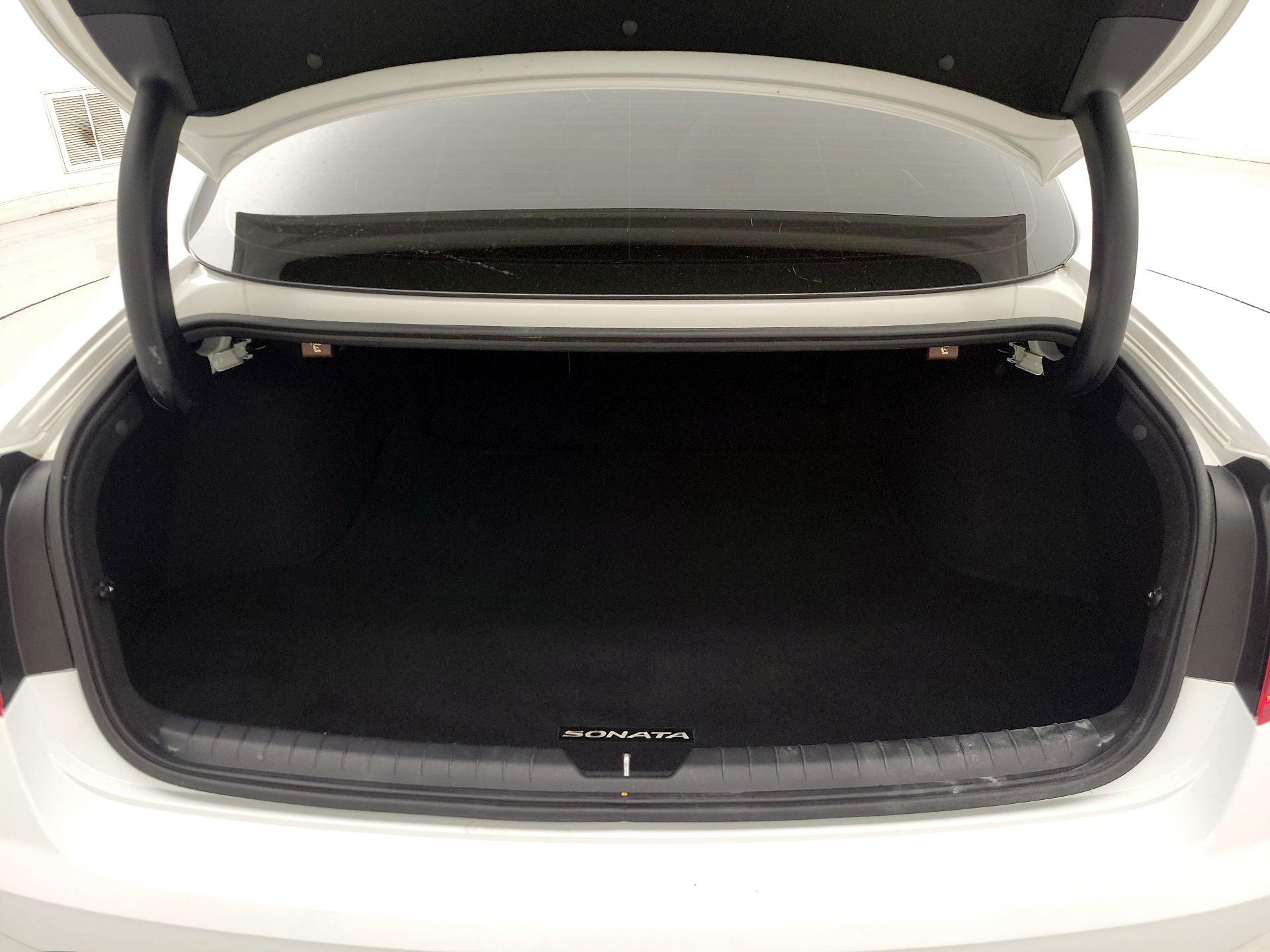 Thumbnail: 2023 Hyundai Sonata - 20