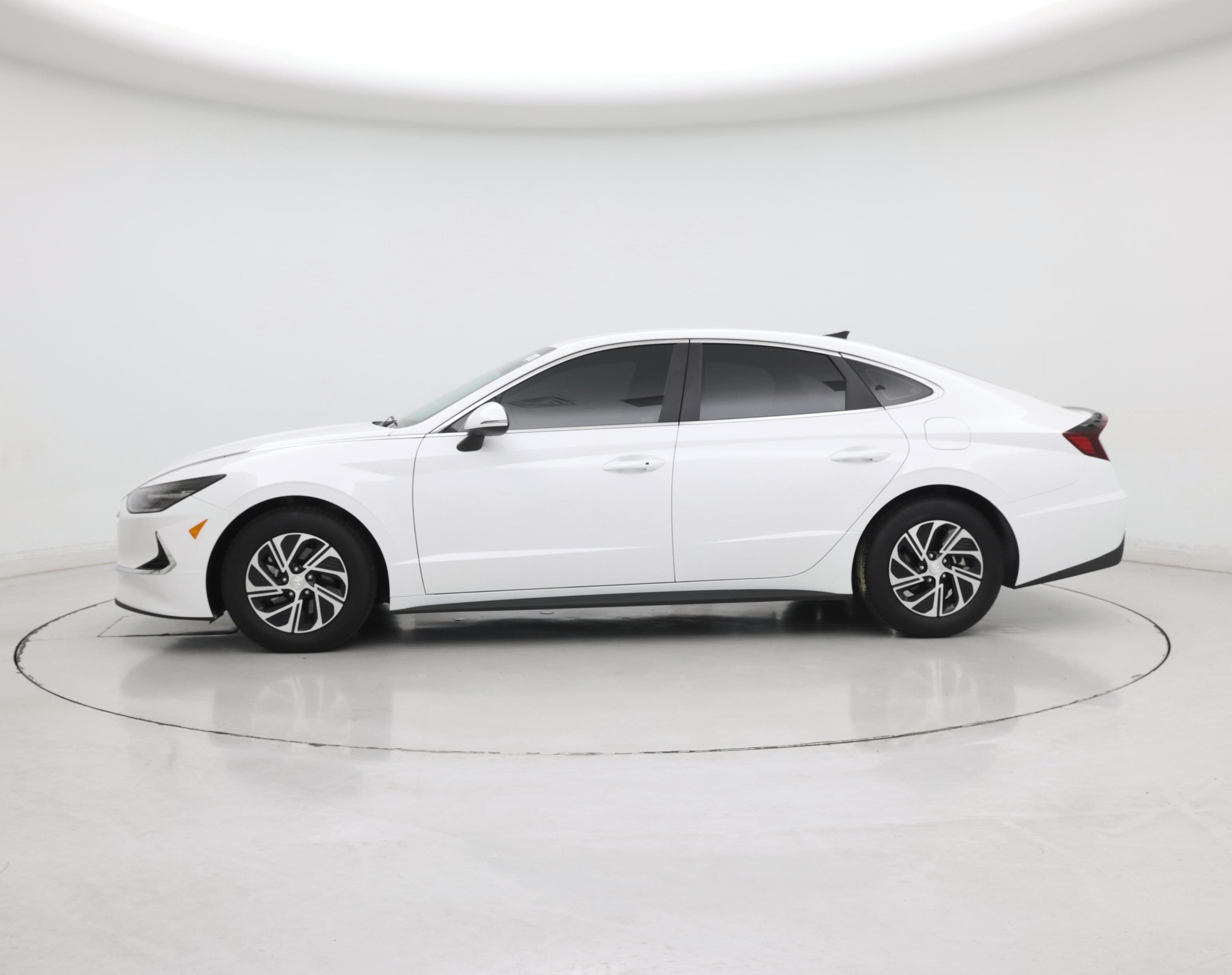 Thumbnail: 2023 Hyundai Sonata - 3