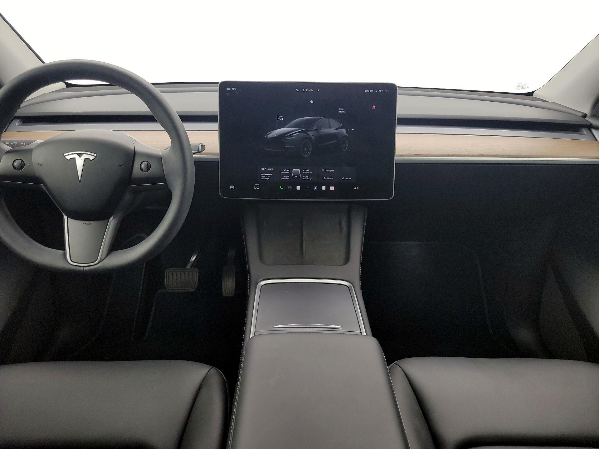 Thumbnail: 2023 Tesla Model Y - 9