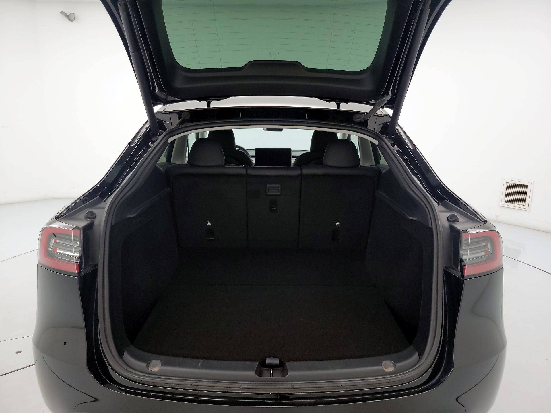 Thumbnail: 2023 Tesla Model Y - 20