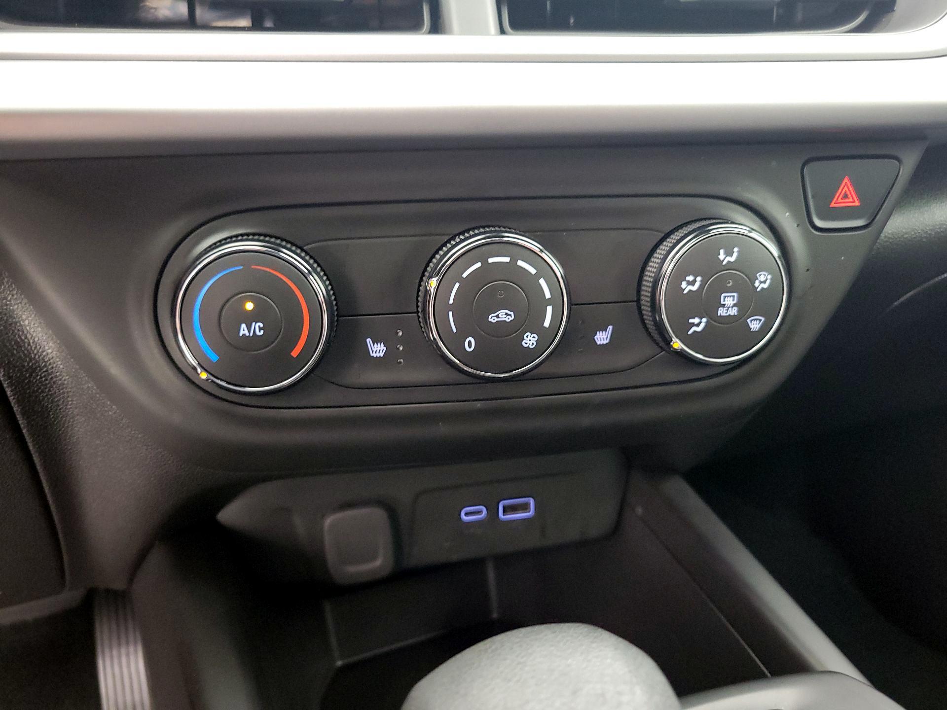 Thumbnail: 2024 Chevrolet Trax - 16