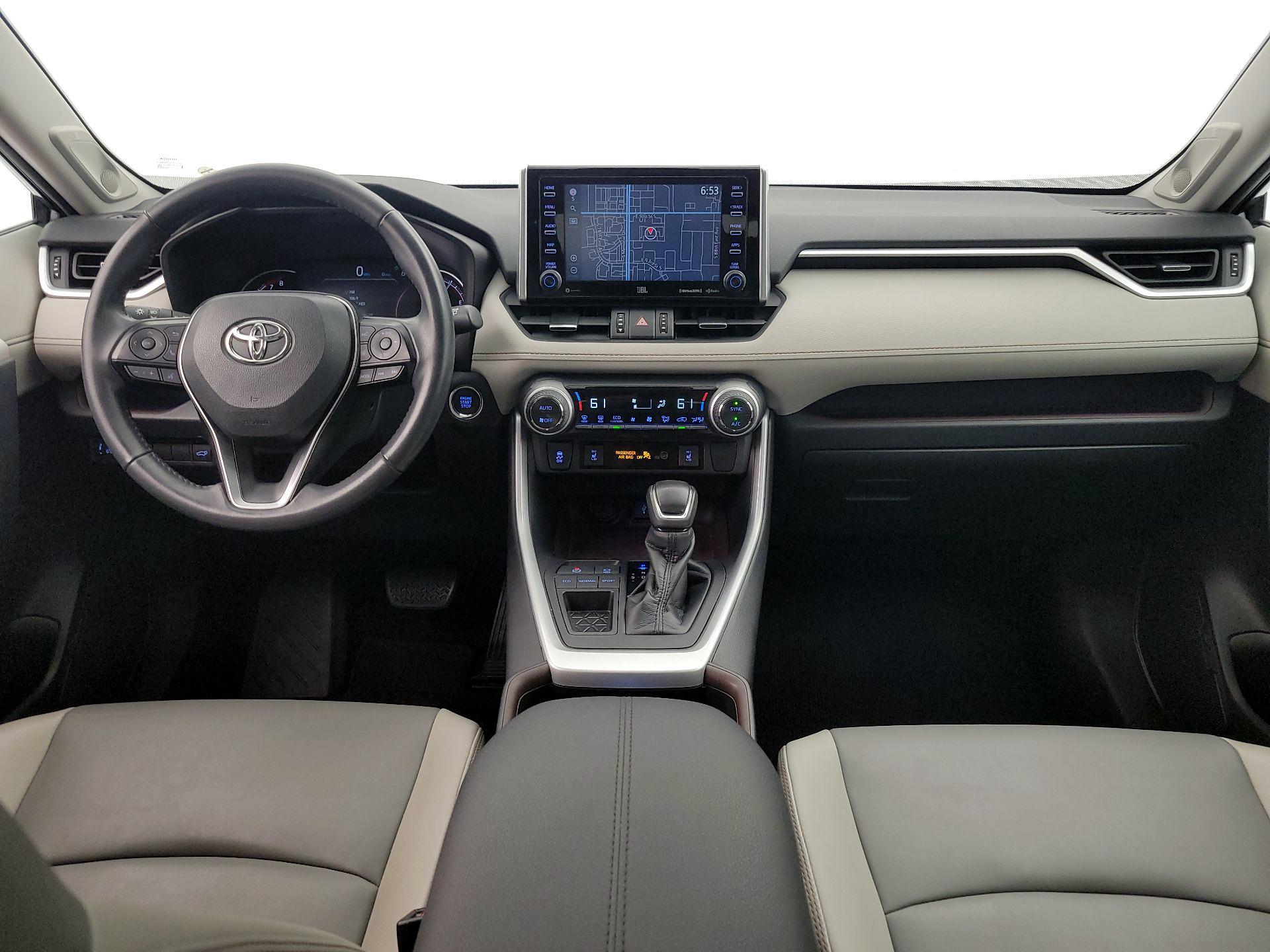 Thumbnail: 2021 Toyota RAV4 - 9