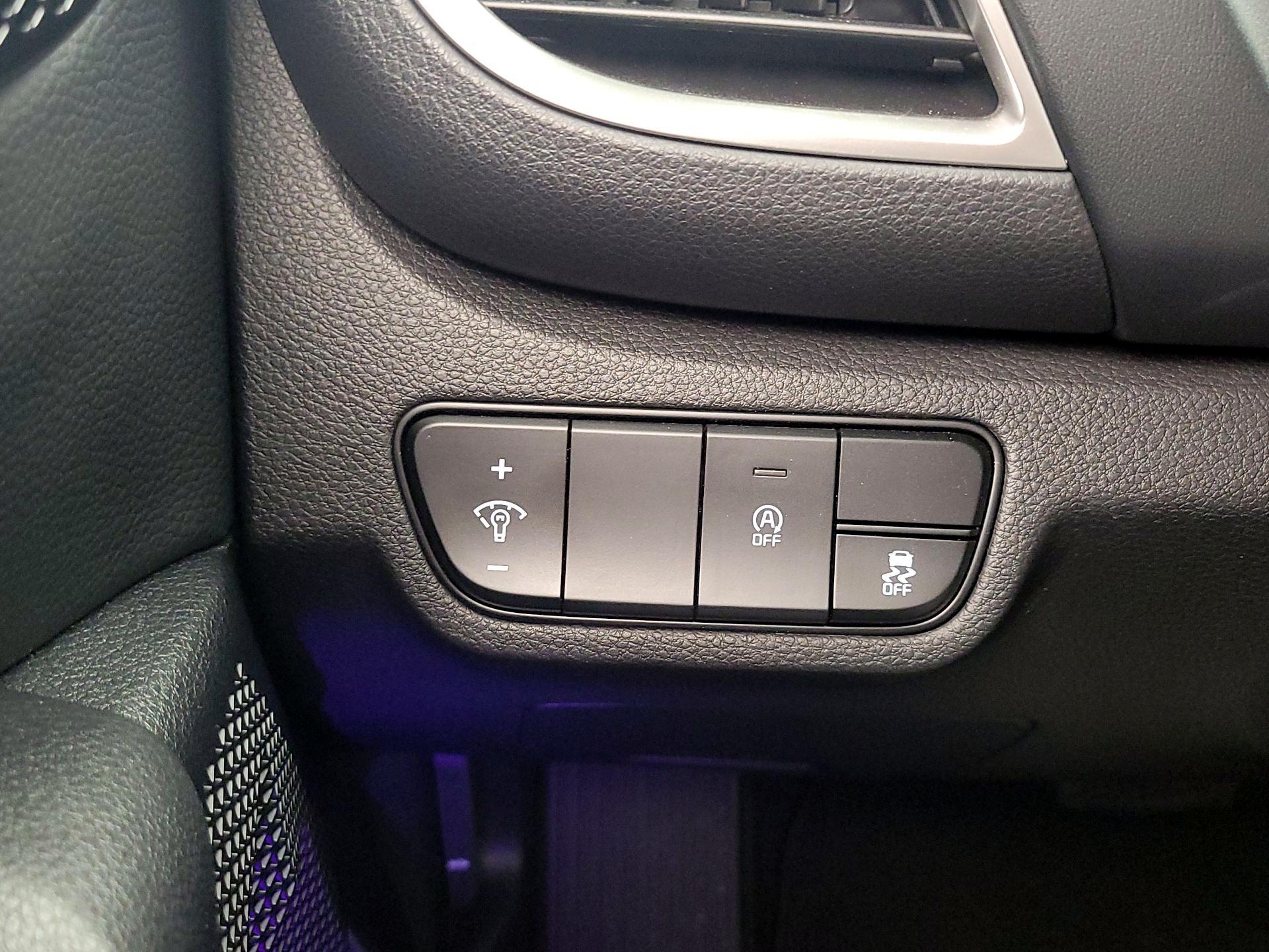 Thumbnail: 2024 Kia Seltos - 13