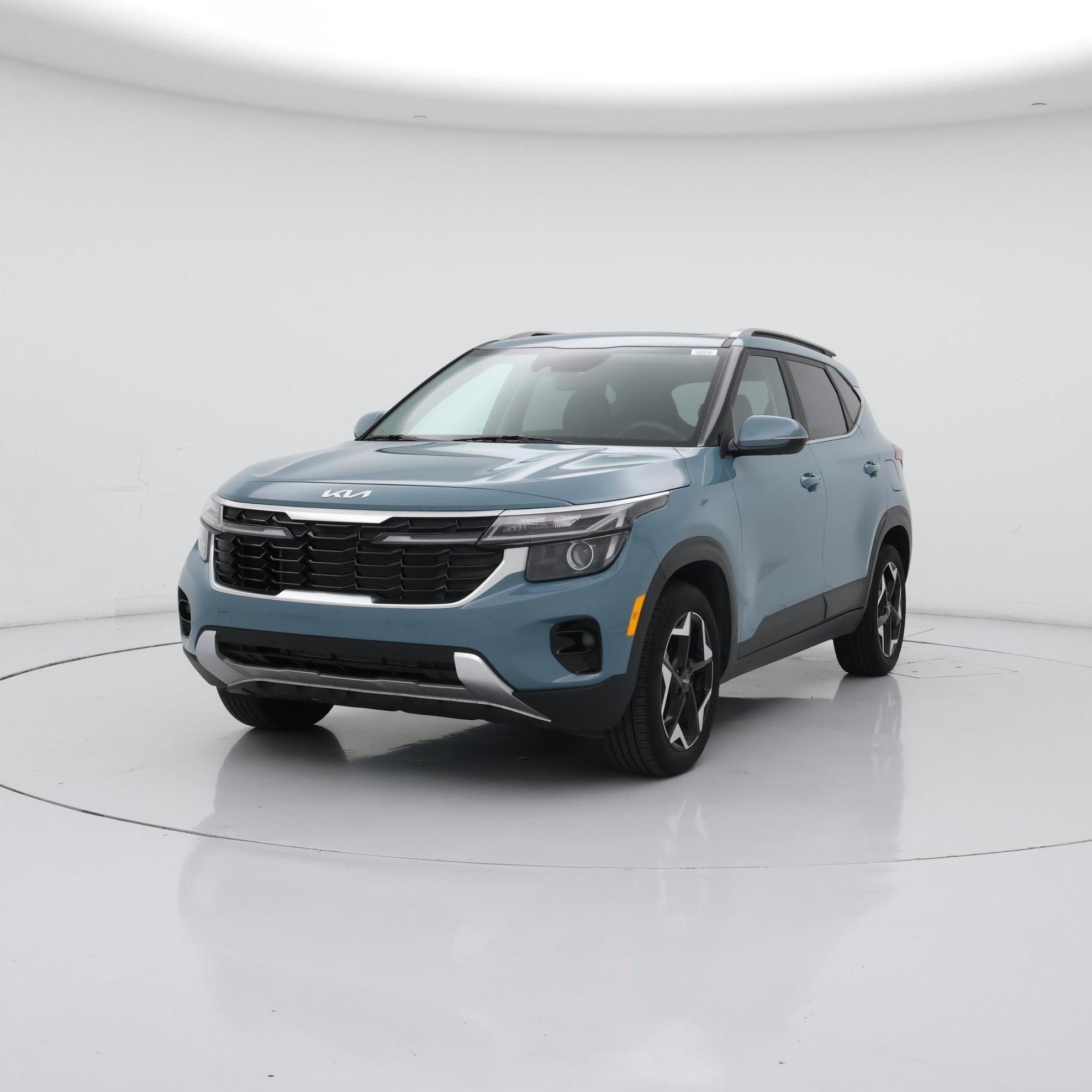 Thumbnail: 2024 Kia Seltos - 4