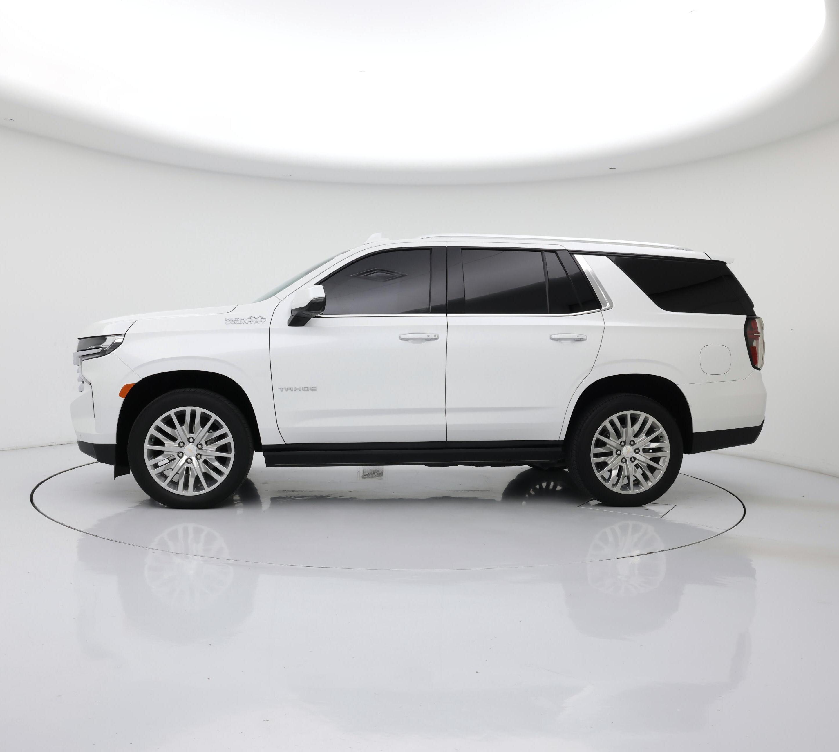 Thumbnail: 2023 Chevrolet Tahoe - 3