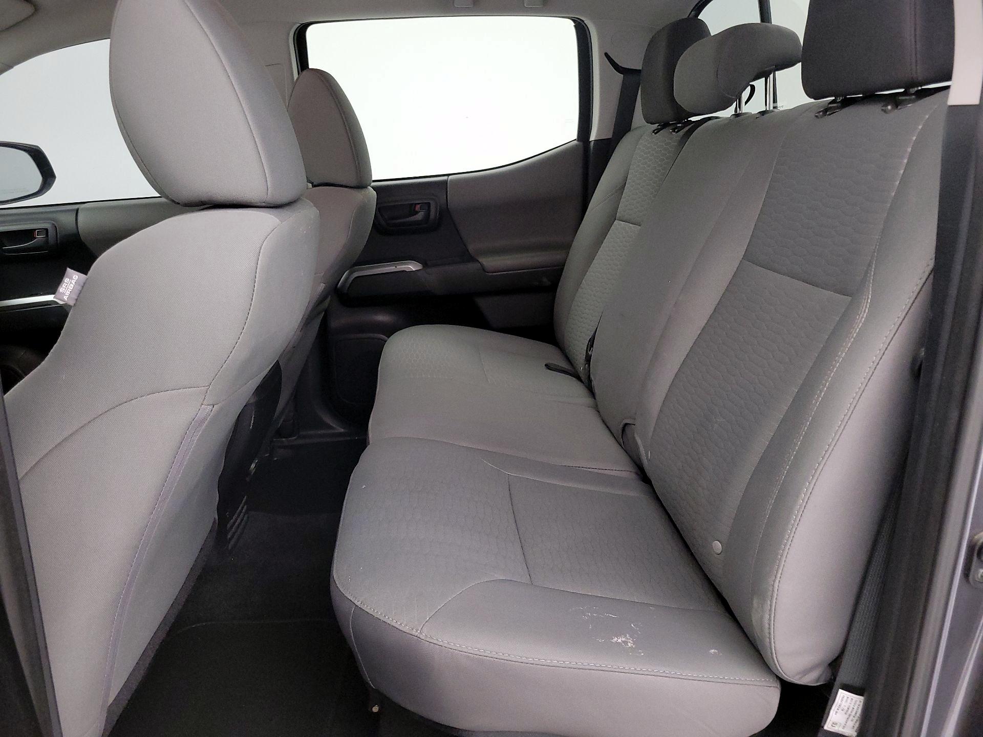 Thumbnail: 2018 Toyota Tacoma - 19