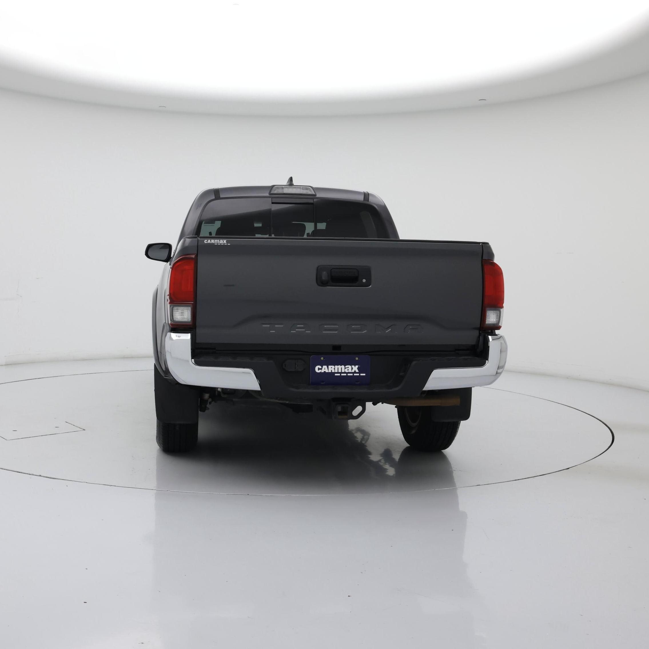 Thumbnail: 2018 Toyota Tacoma - 6