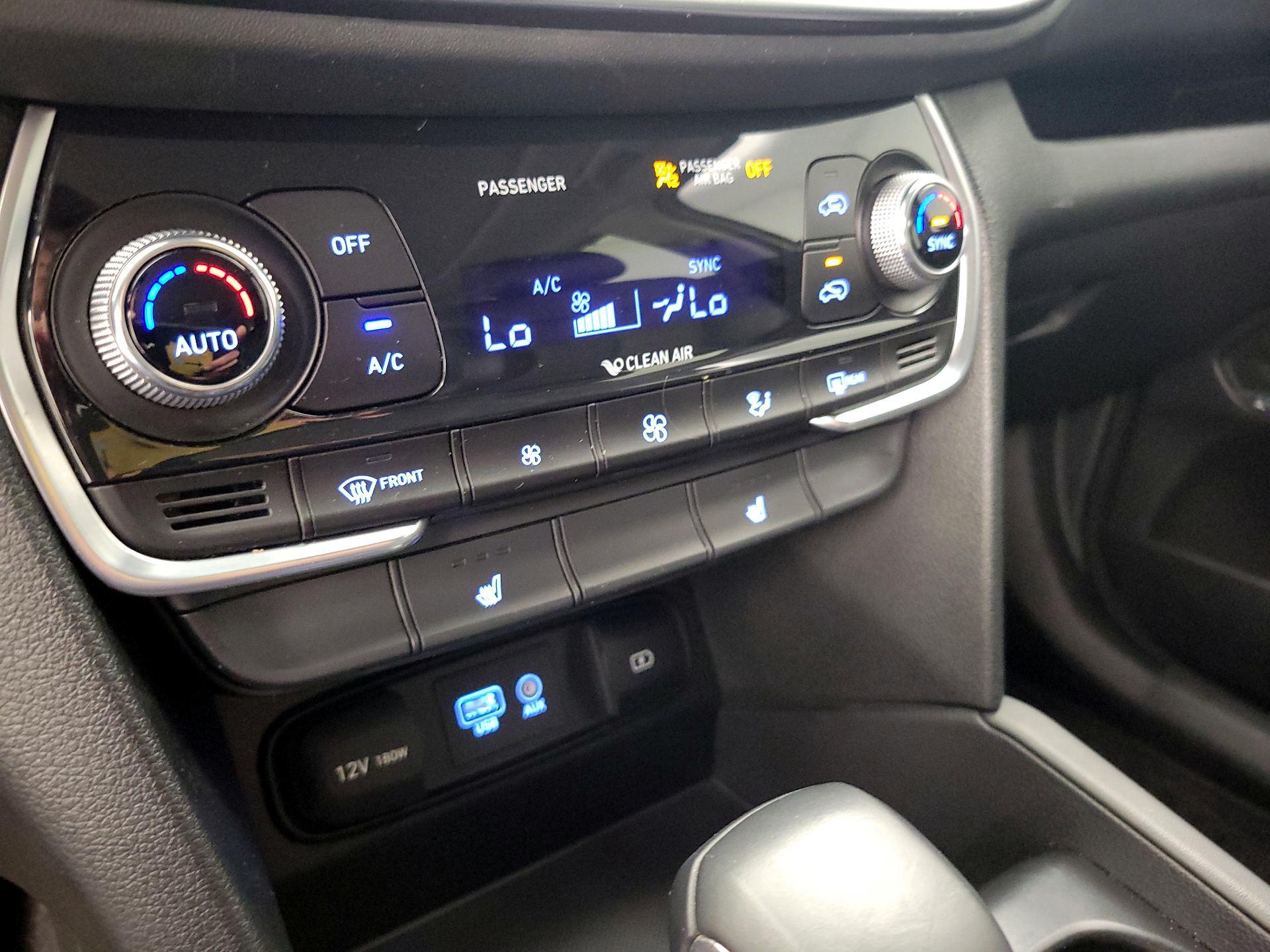 Thumbnail: 2019 Hyundai Santa Fe - 16