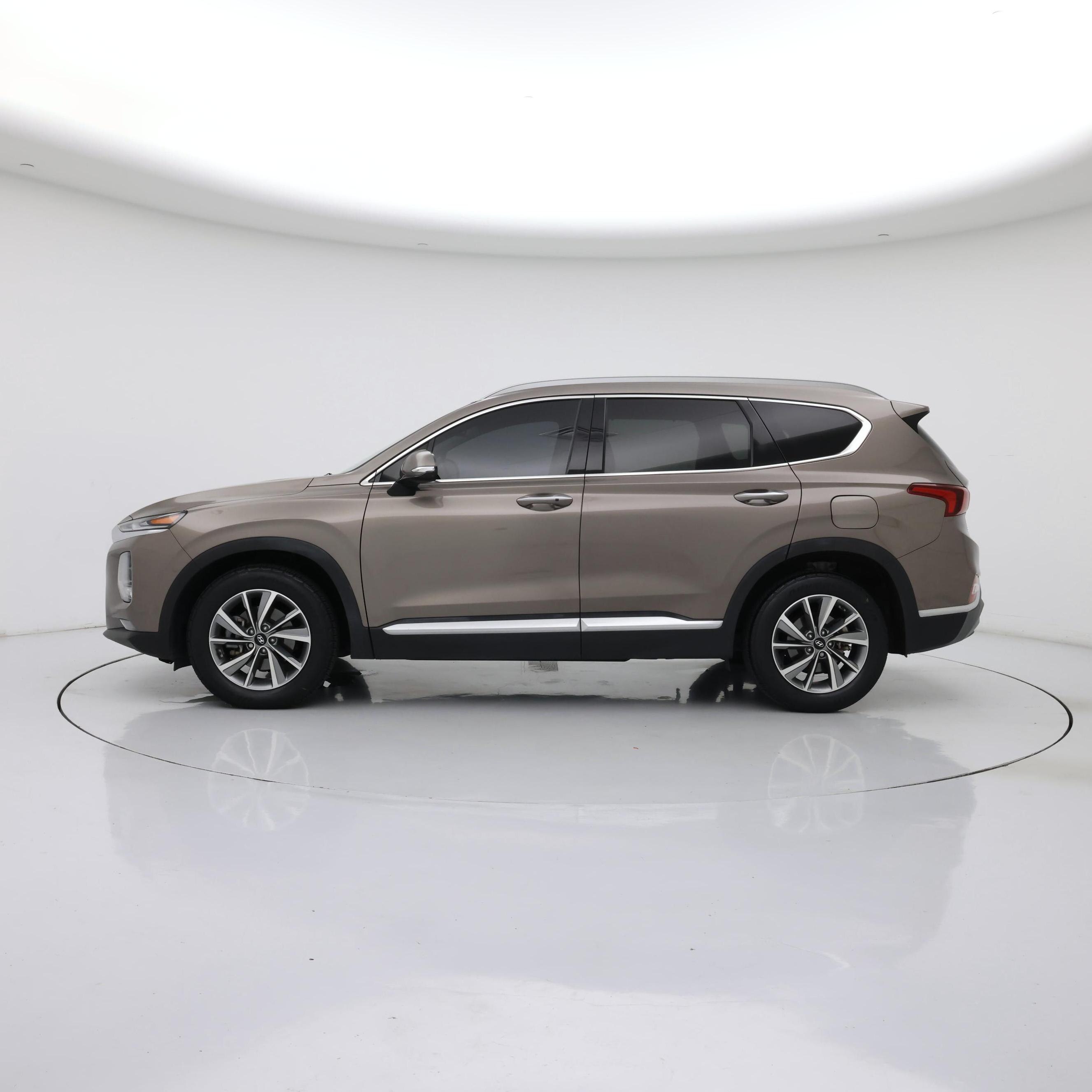 Thumbnail: 2019 Hyundai Santa Fe - 3