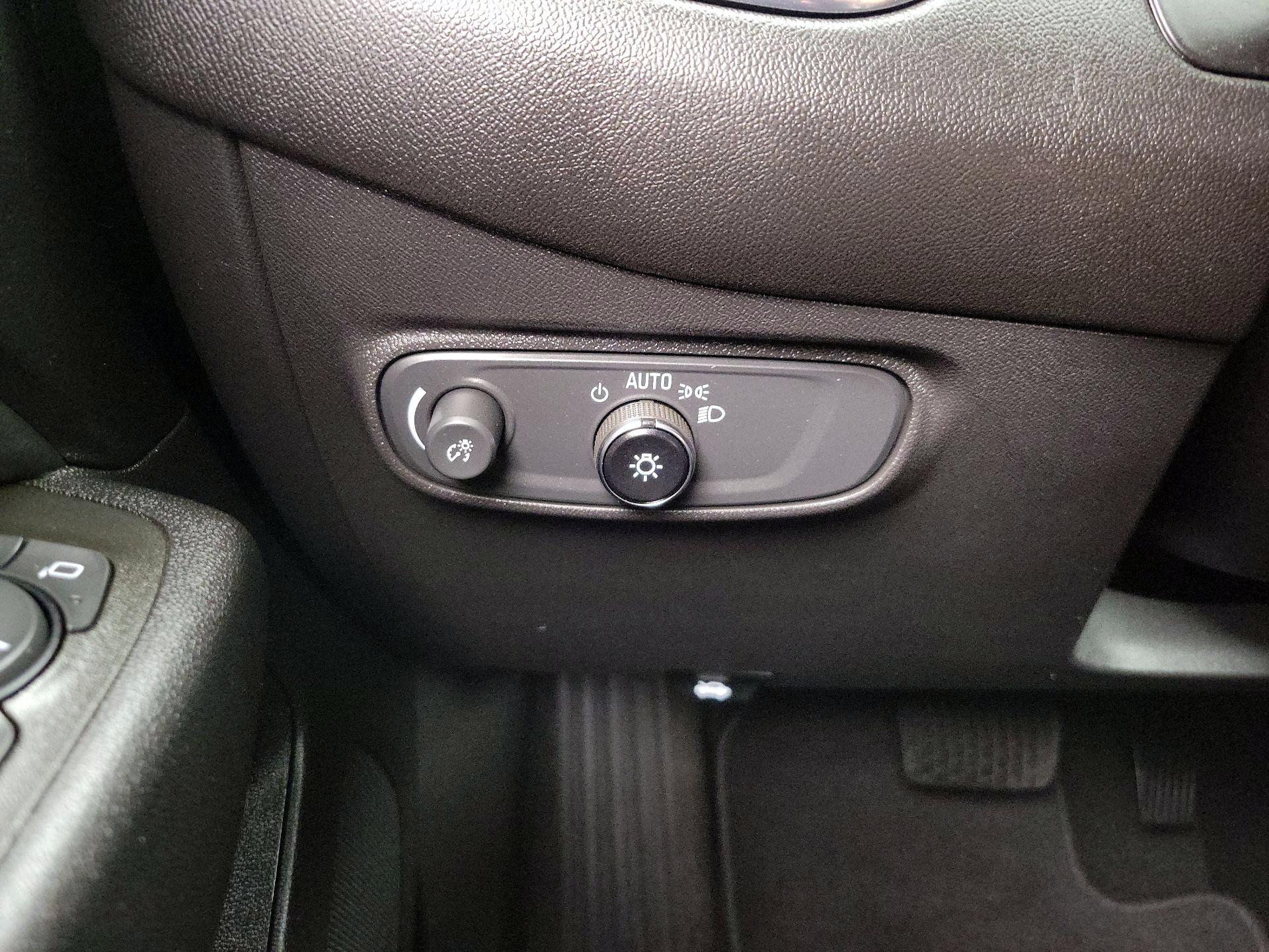 Thumbnail: 2023 Chevrolet Equinox - 13