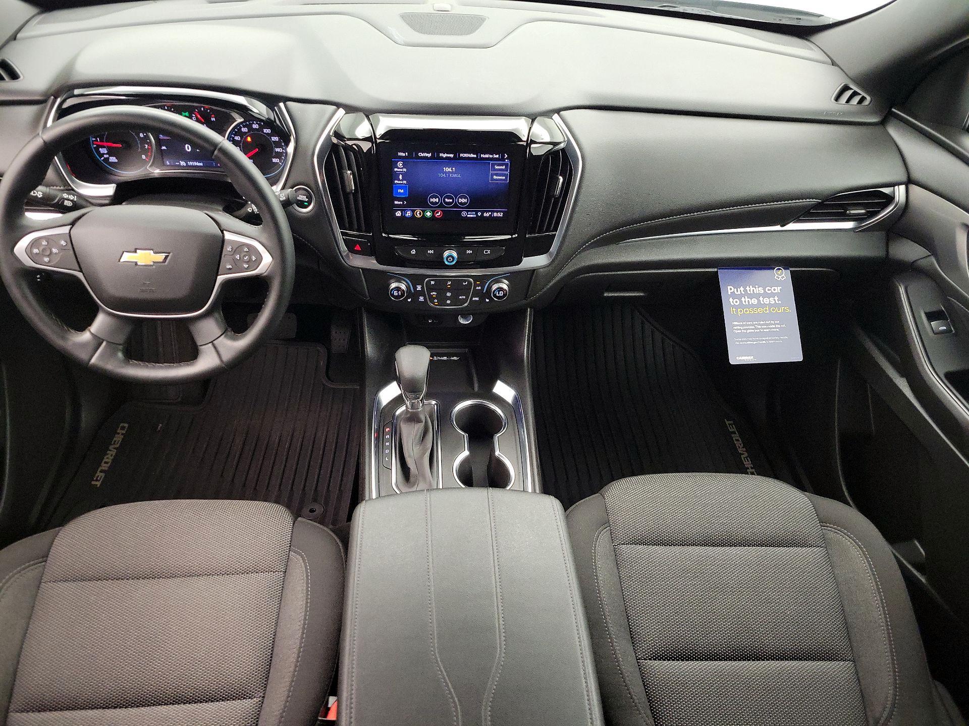 Thumbnail: 2023 Chevrolet Traverse - 9