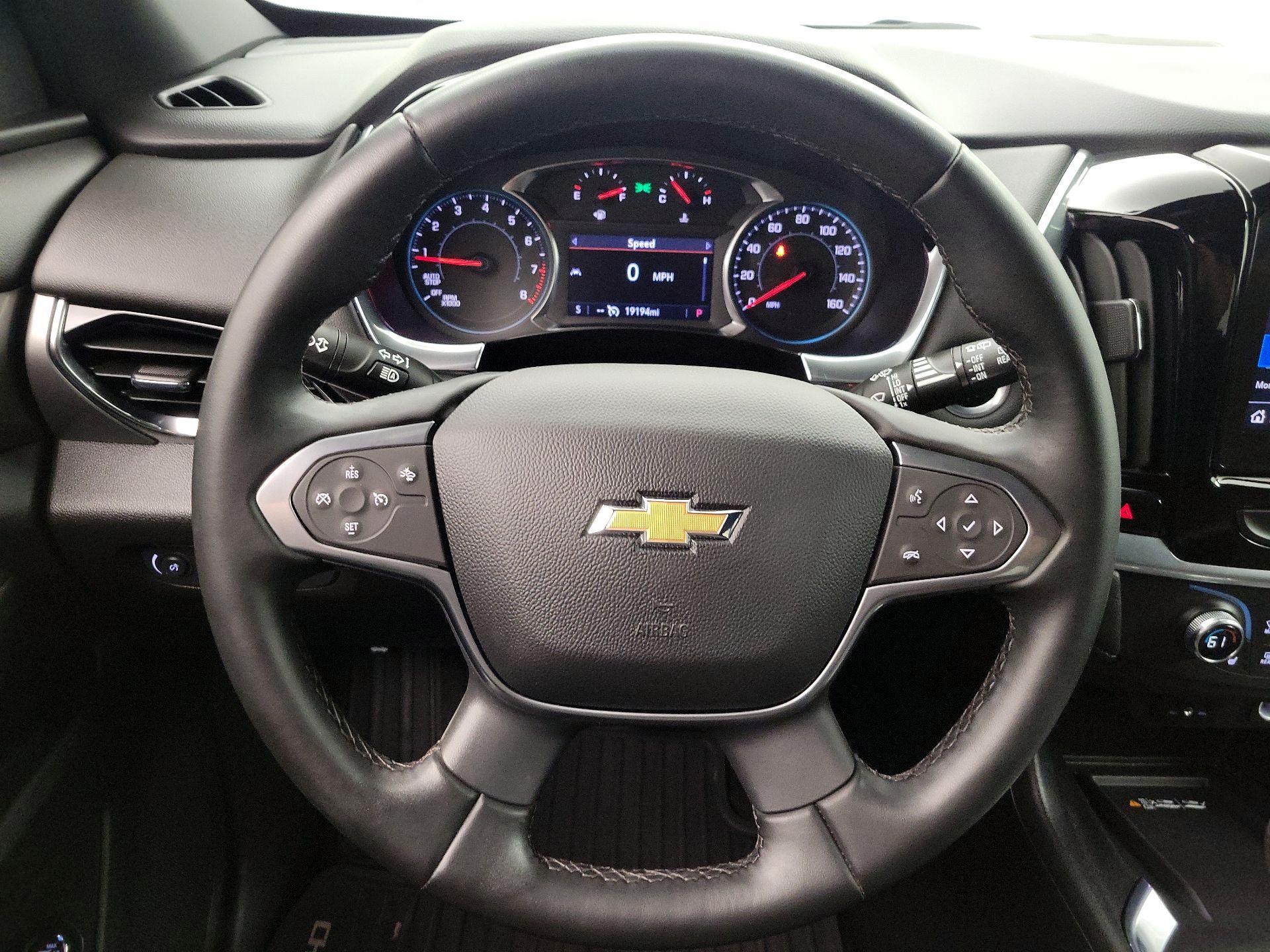 Thumbnail: 2023 Chevrolet Traverse - 10