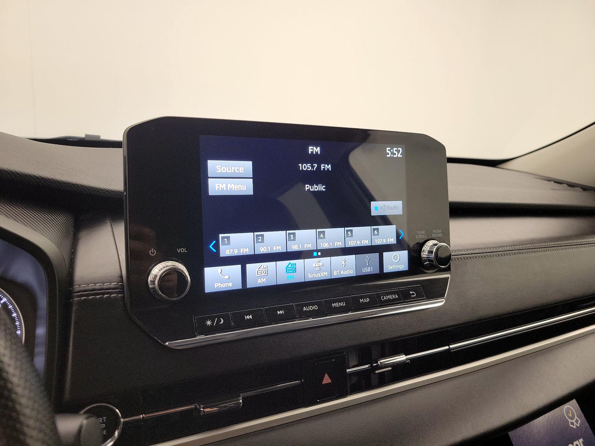 Thumbnail: 2024 Mitsubishi Outlander - 16