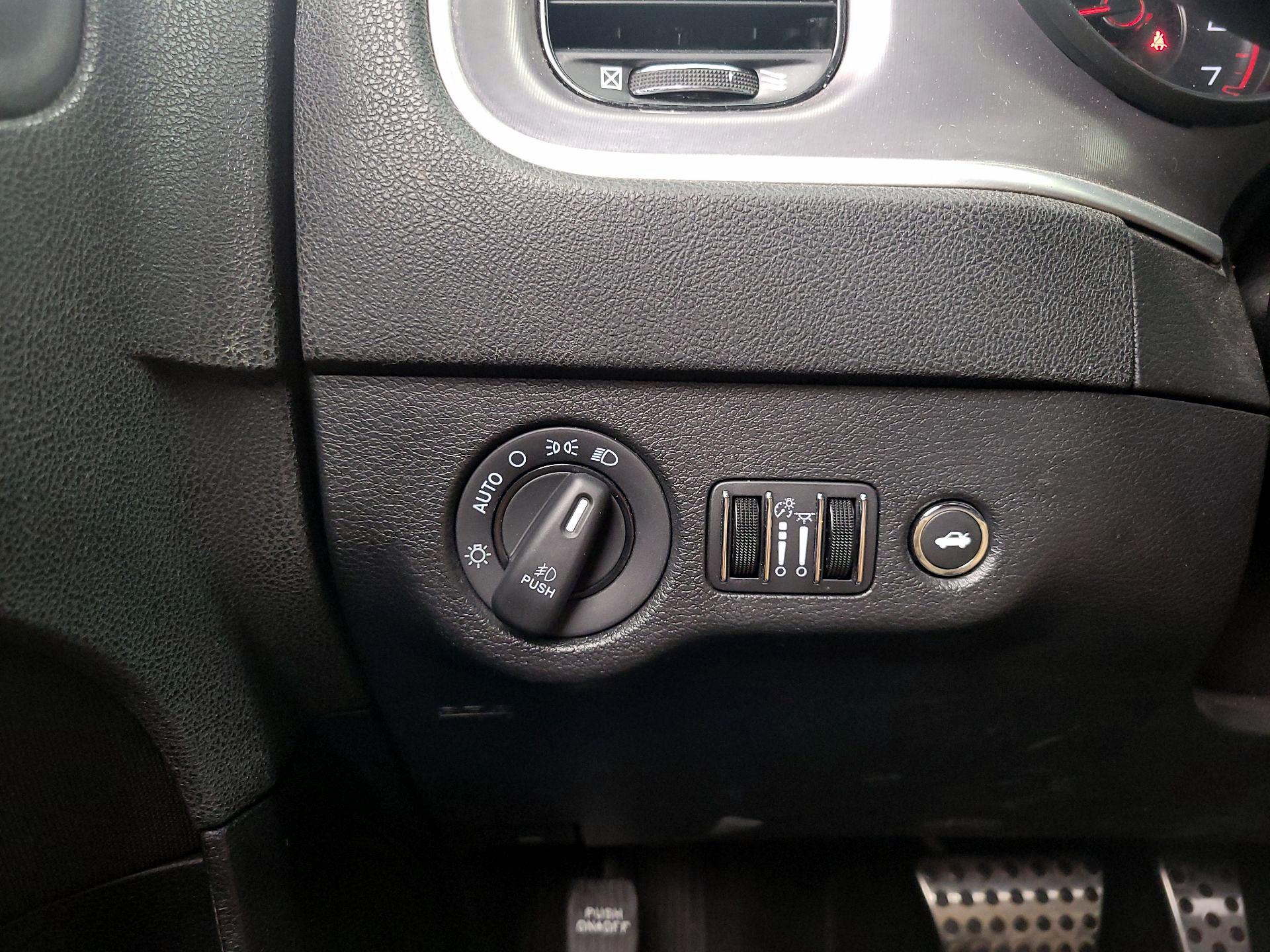 Thumbnail: 2021 Dodge Charger - 13