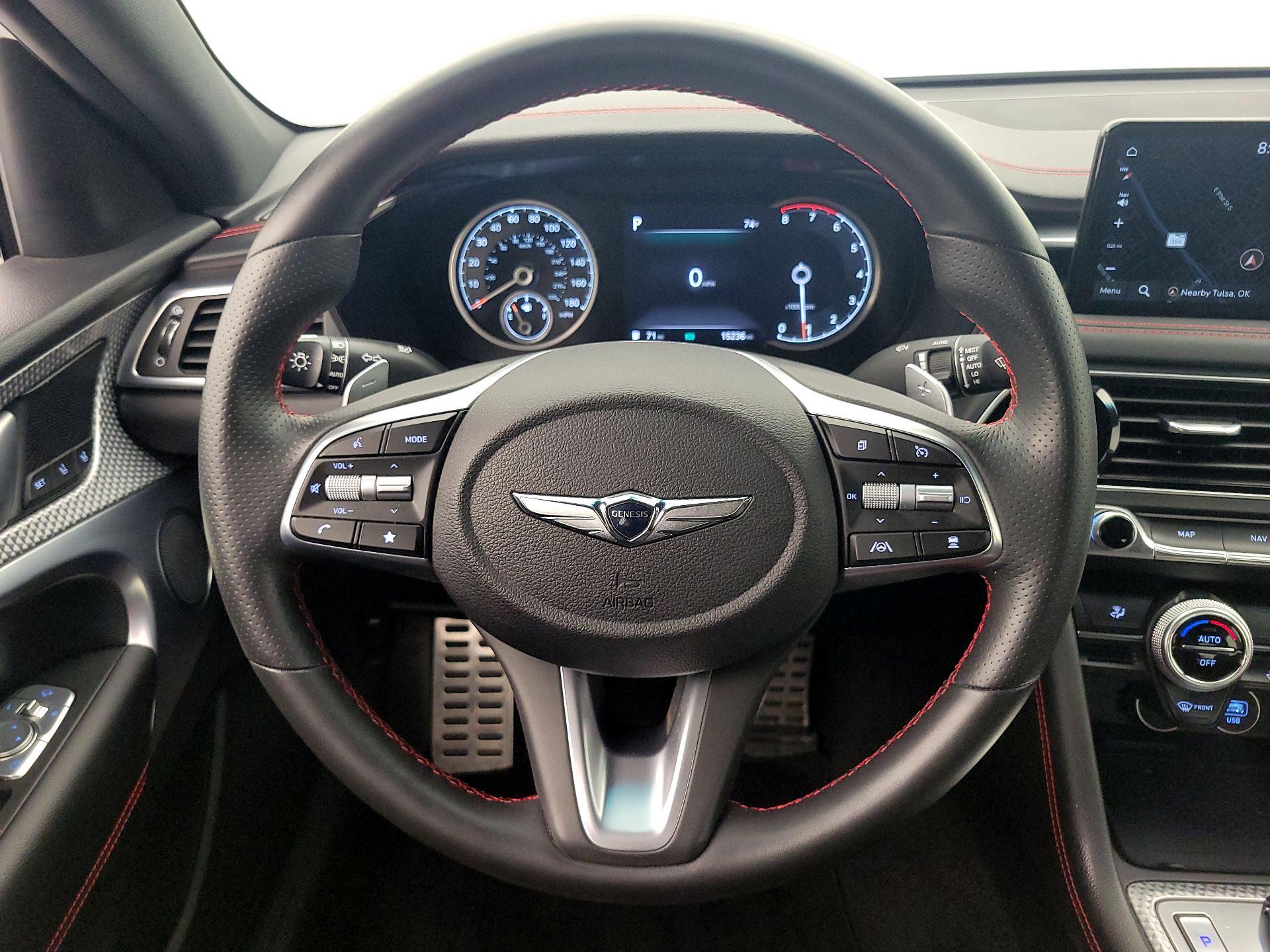 Thumbnail: 2023 Genesis G70 - 10