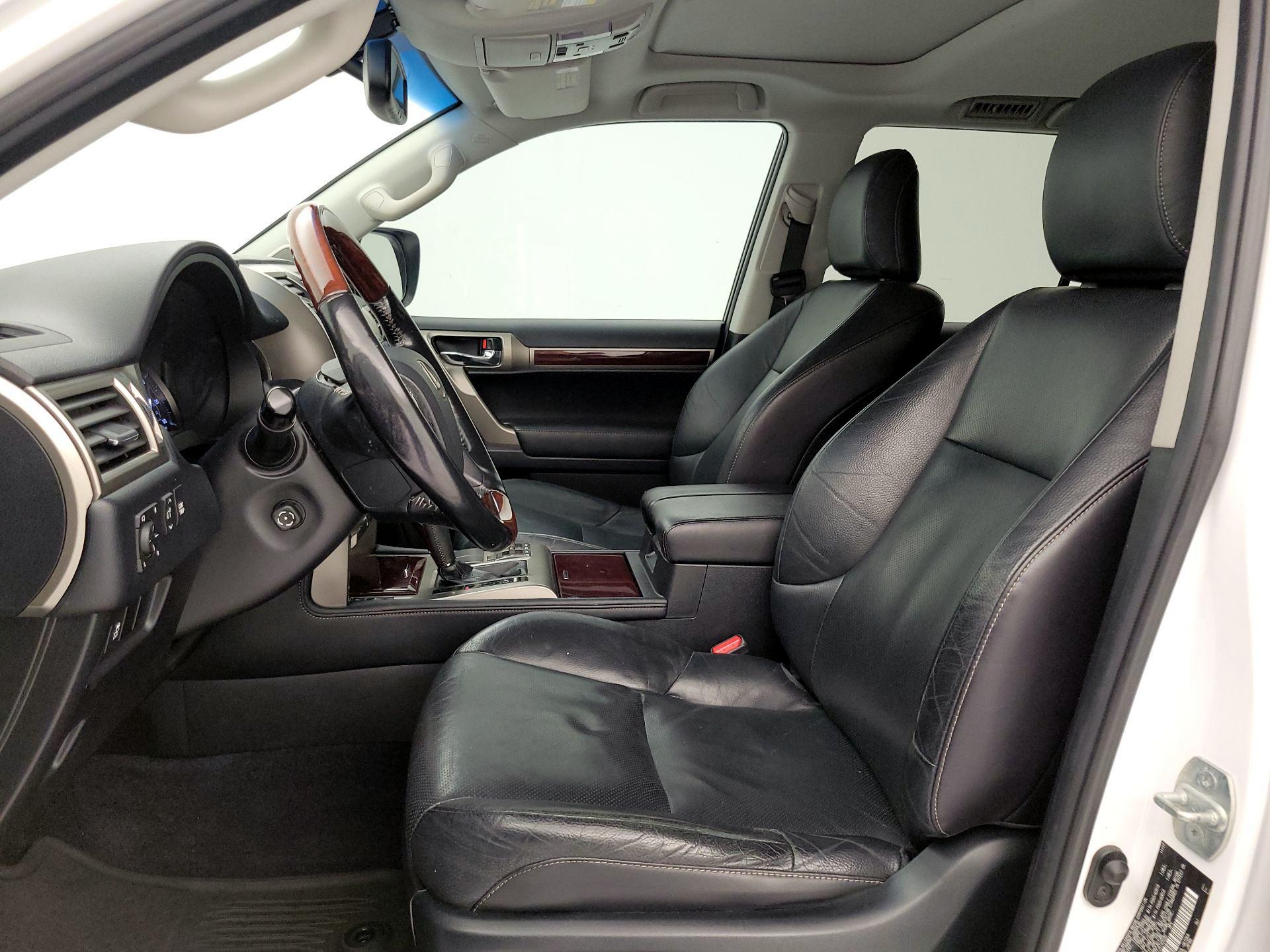 Thumbnail: 2018 Lexus GX - 11