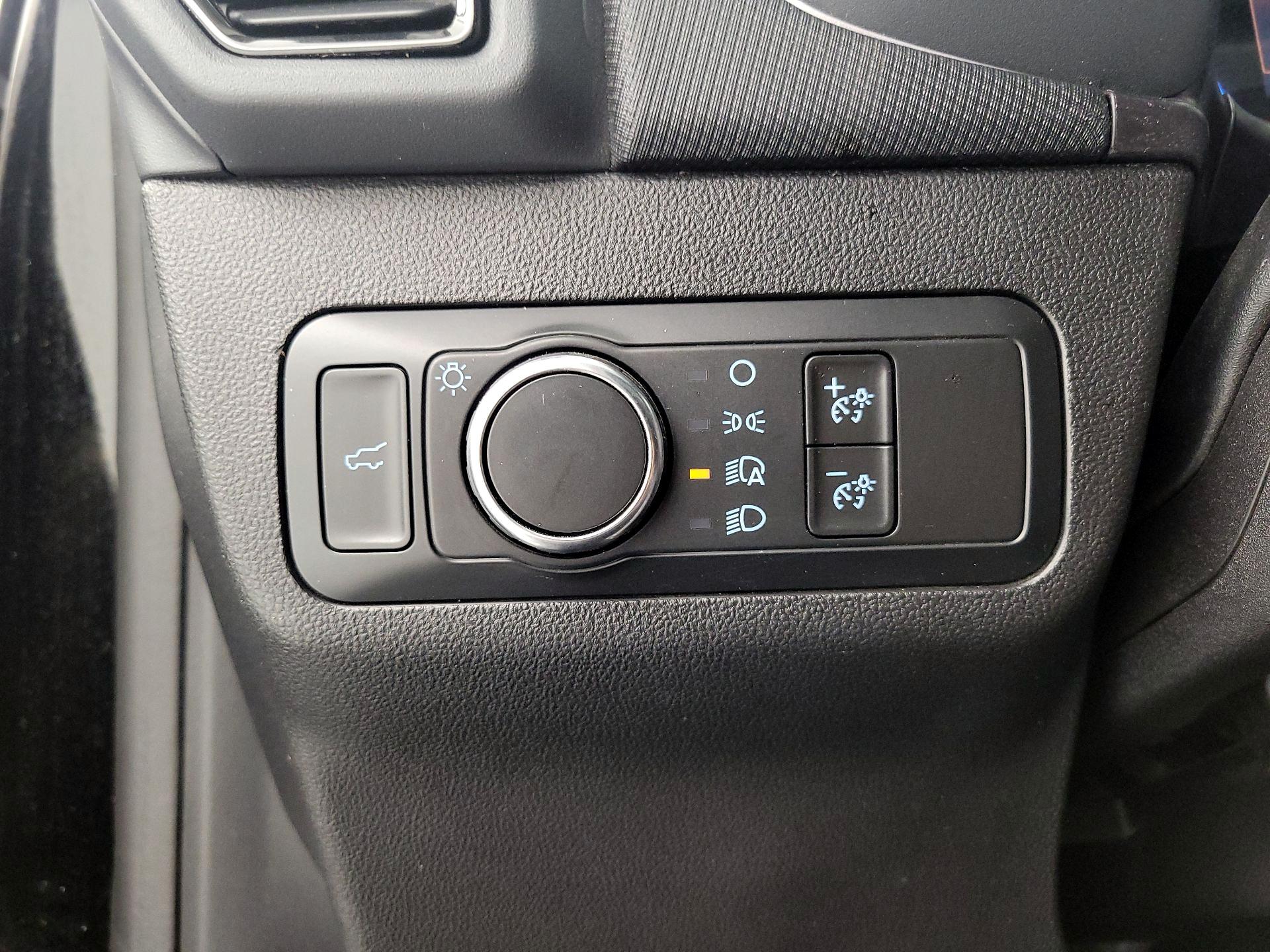 Thumbnail: 2021 Ford Bronco Sport - 13