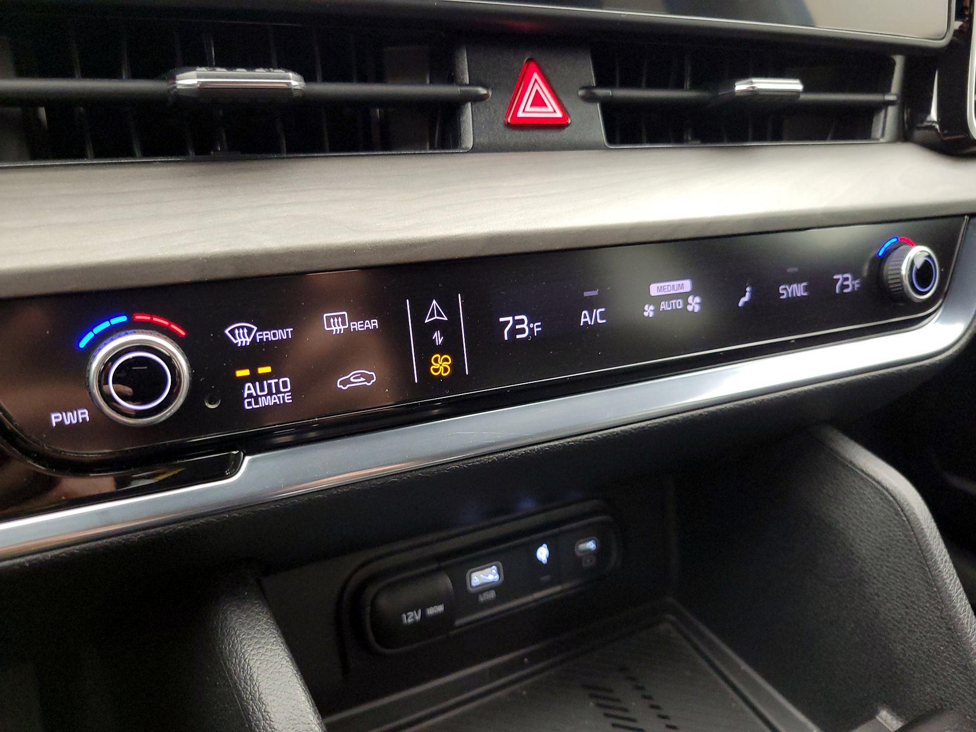 Thumbnail: 2023 Kia Sportage - 17