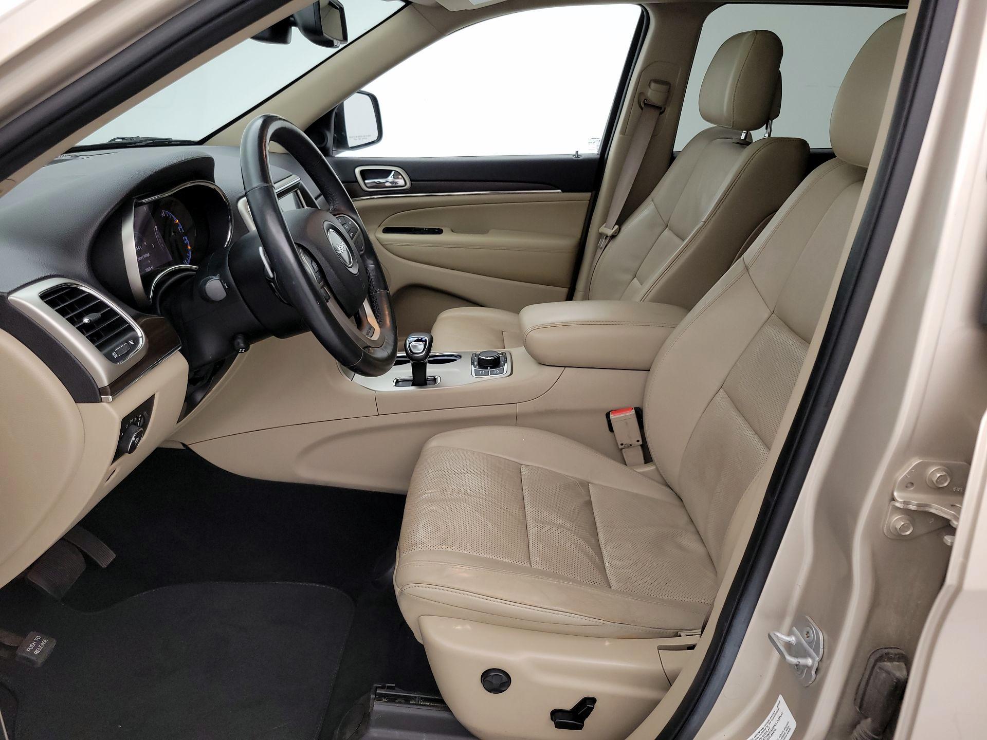 Thumbnail: 2014 Jeep Grand Cherokee - 11