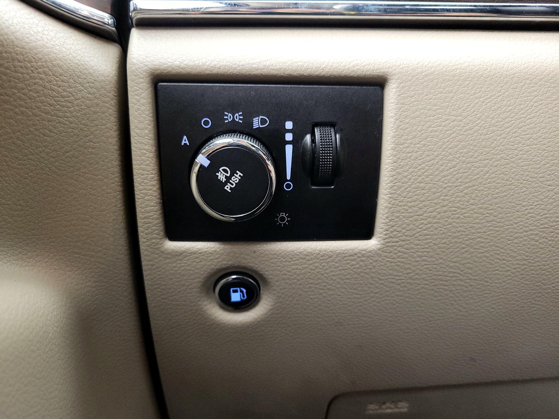 Thumbnail: 2014 Jeep Grand Cherokee - 13