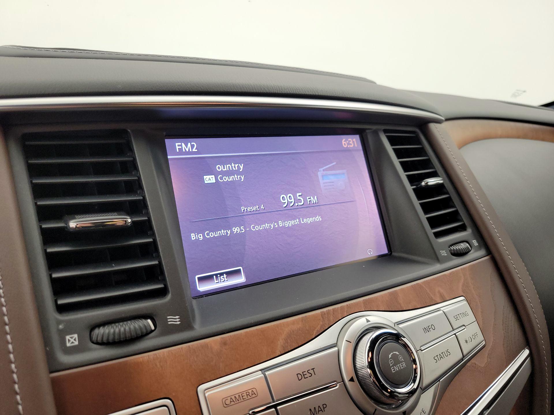 Thumbnail: 2016 INFINITI QX80 - 16