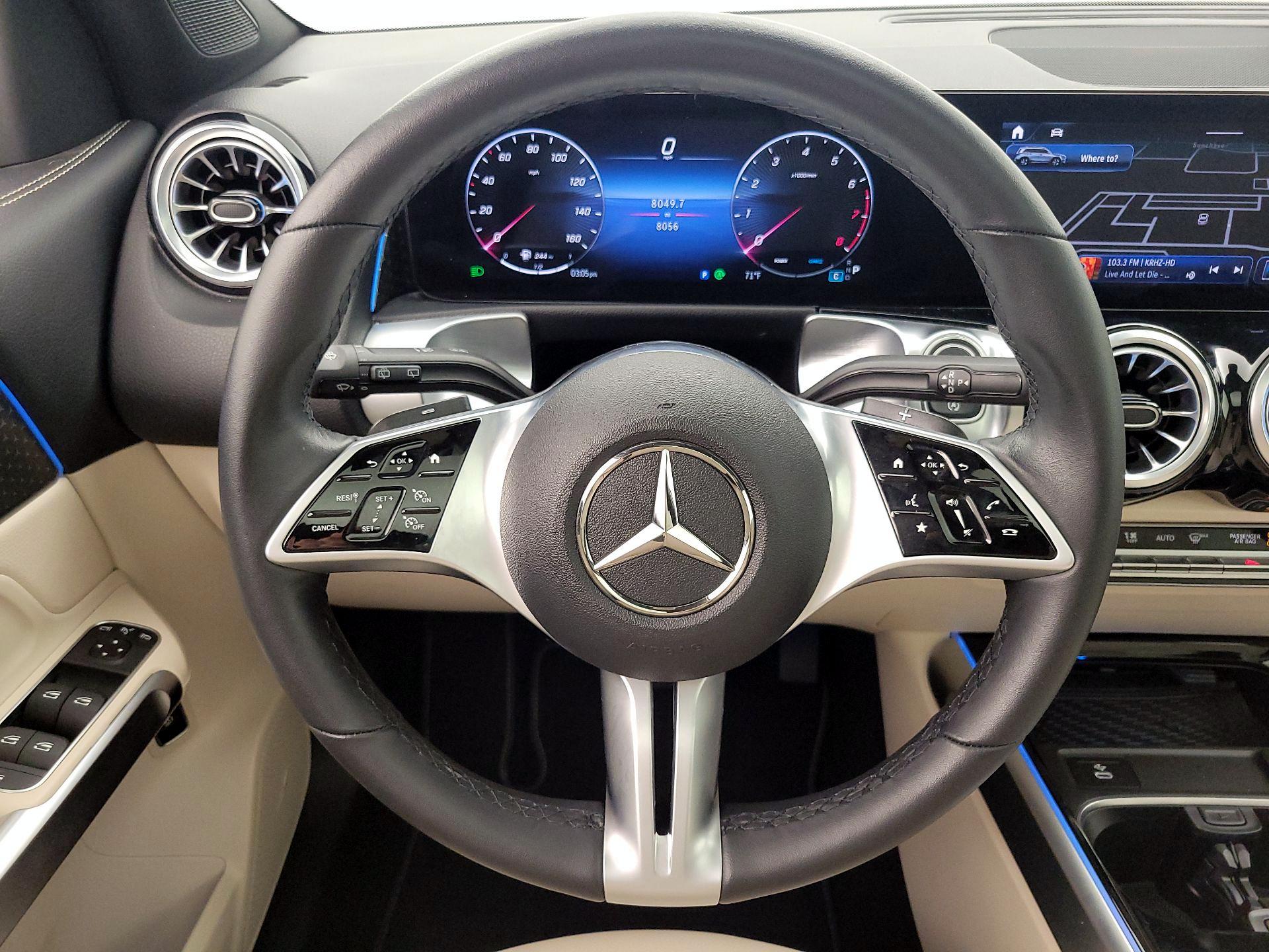 Thumbnail: 2024 Mercedes-Benz GLB - 10