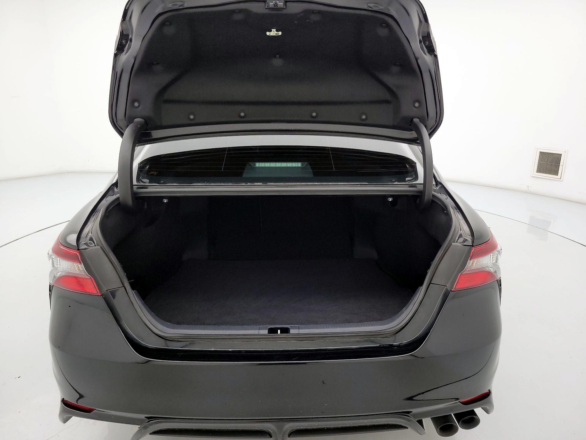 Thumbnail: 2024 Toyota Camry - 20