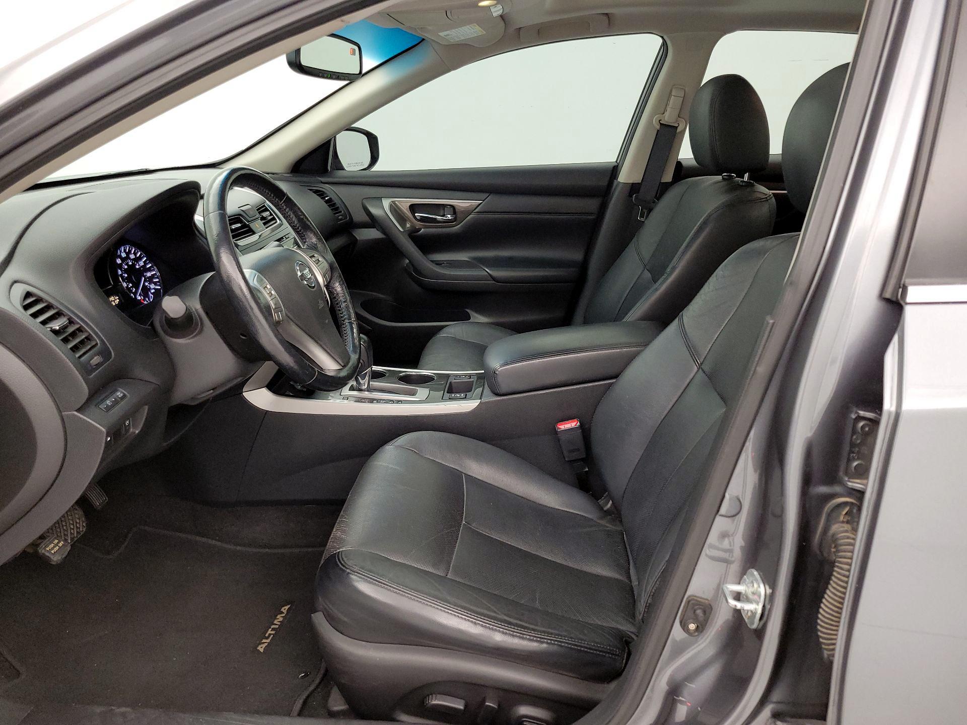 Thumbnail: 2014 Nissan Altima - 11