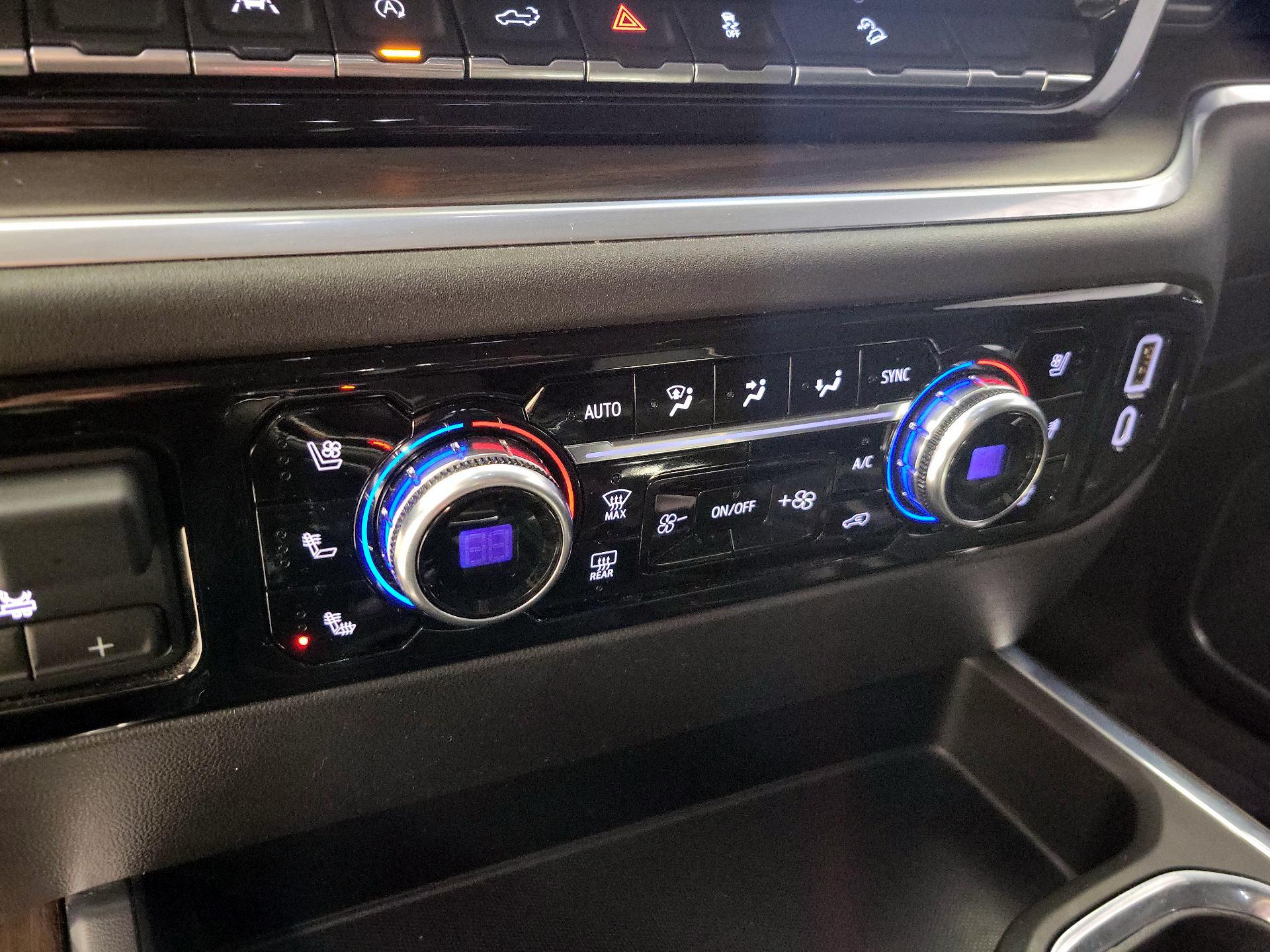 Thumbnail: 2022 GMC Sierra 1500 - 17