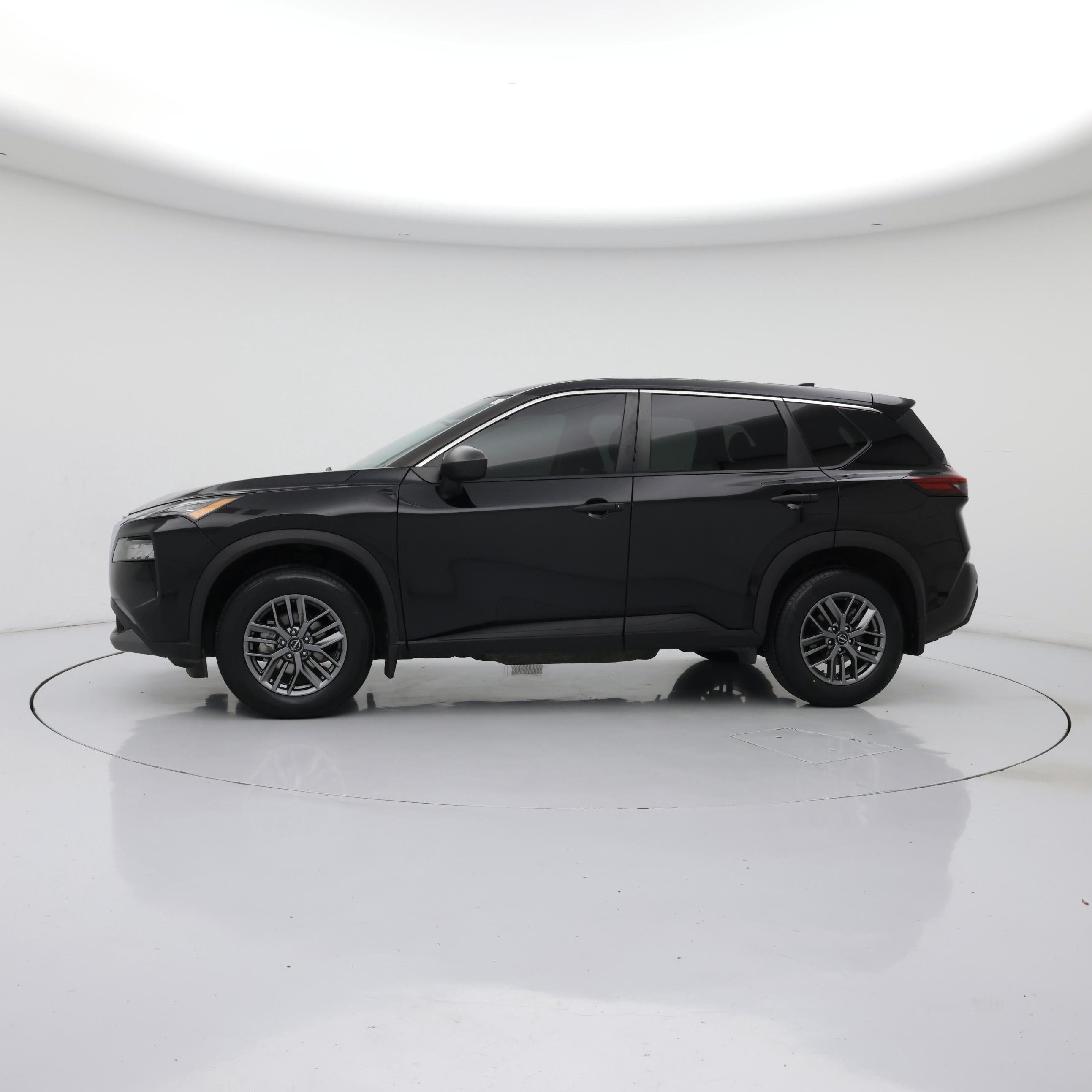 Thumbnail: 2022 Nissan Rogue - 3