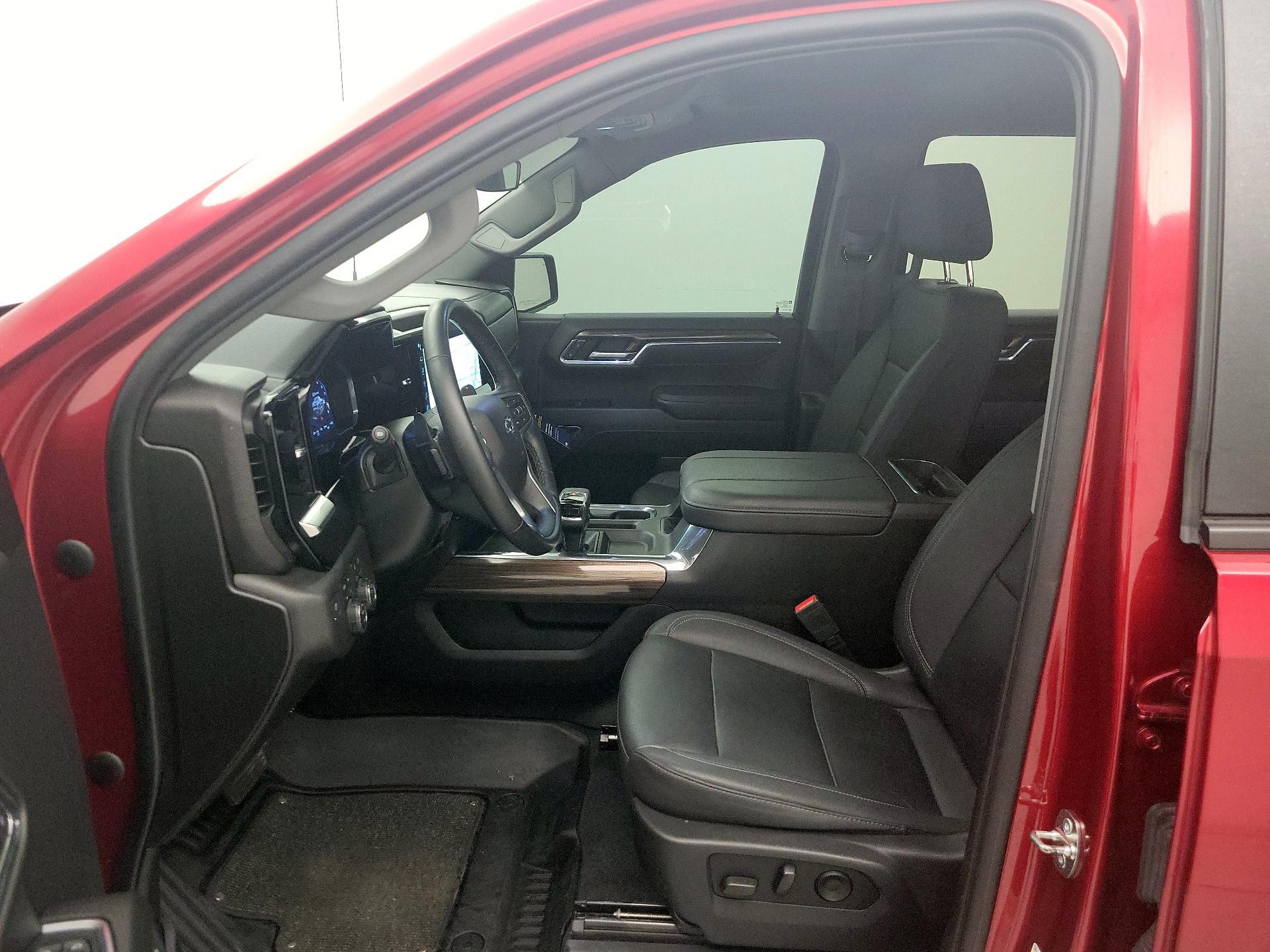 Thumbnail: 2023 Chevrolet Silverado 1500 - 11