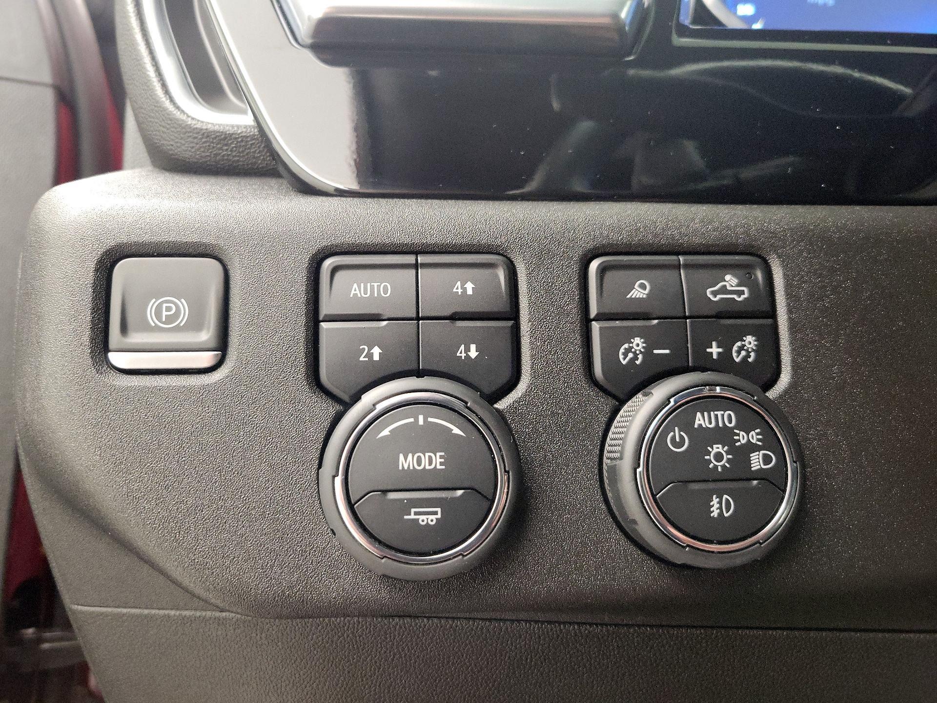 Thumbnail: 2023 Chevrolet Silverado 1500 - 13