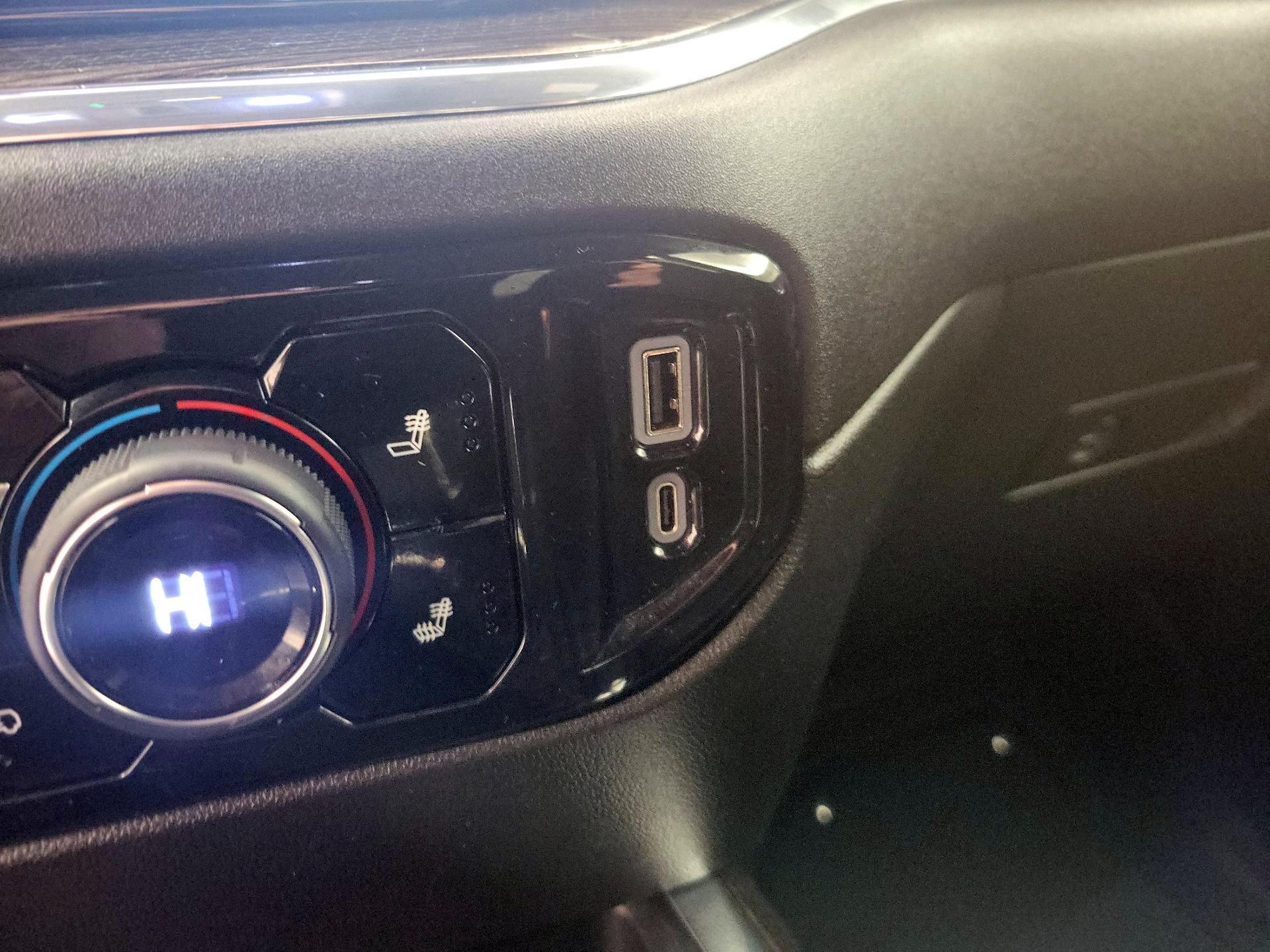 Thumbnail: 2023 Chevrolet Silverado 1500 - 19