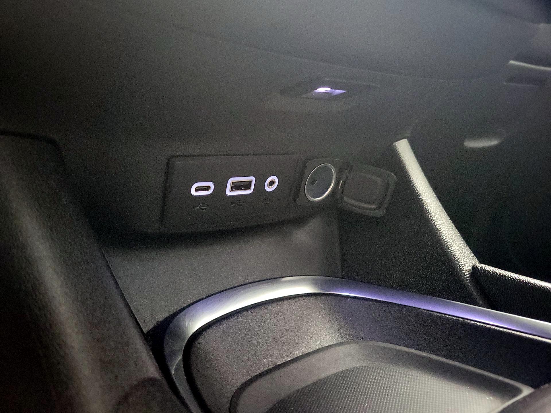 Thumbnail: 2020 Chevrolet Malibu - 19