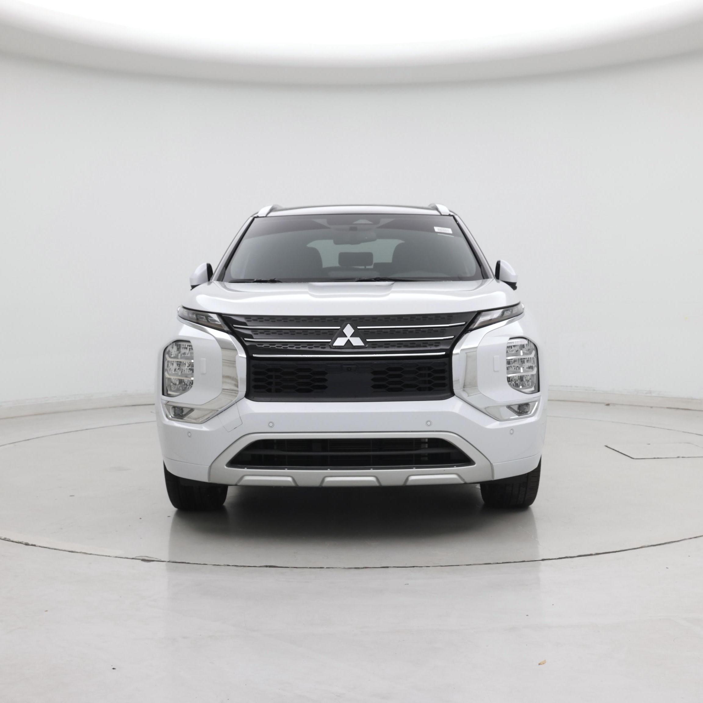 Thumbnail: 2023 Mitsubishi Outlander - 5