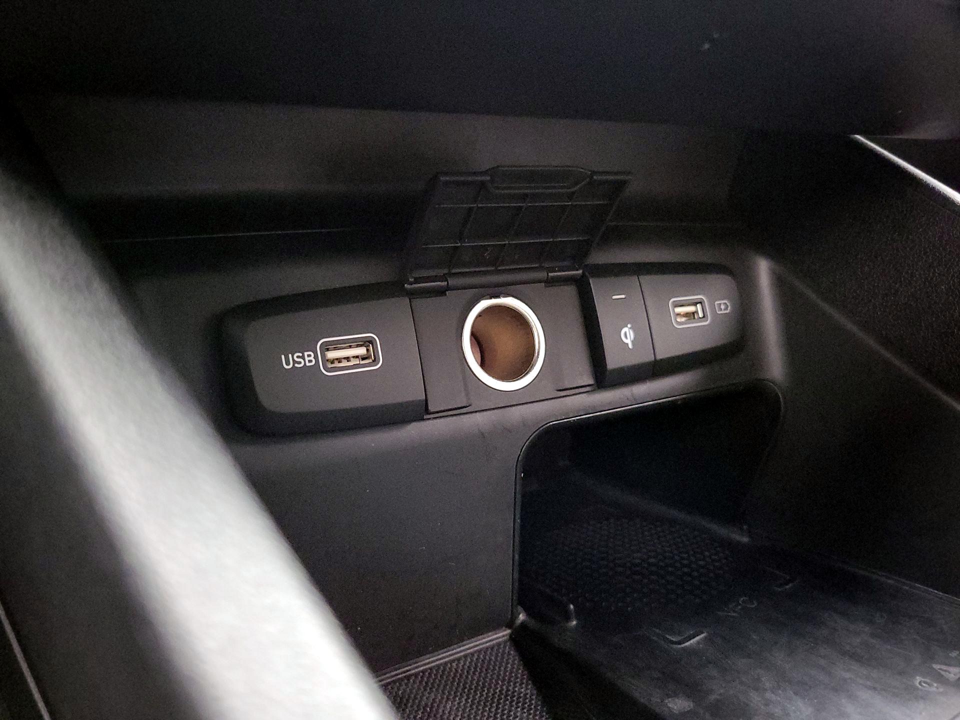 Thumbnail: 2022 Hyundai Santa Cruz - 18