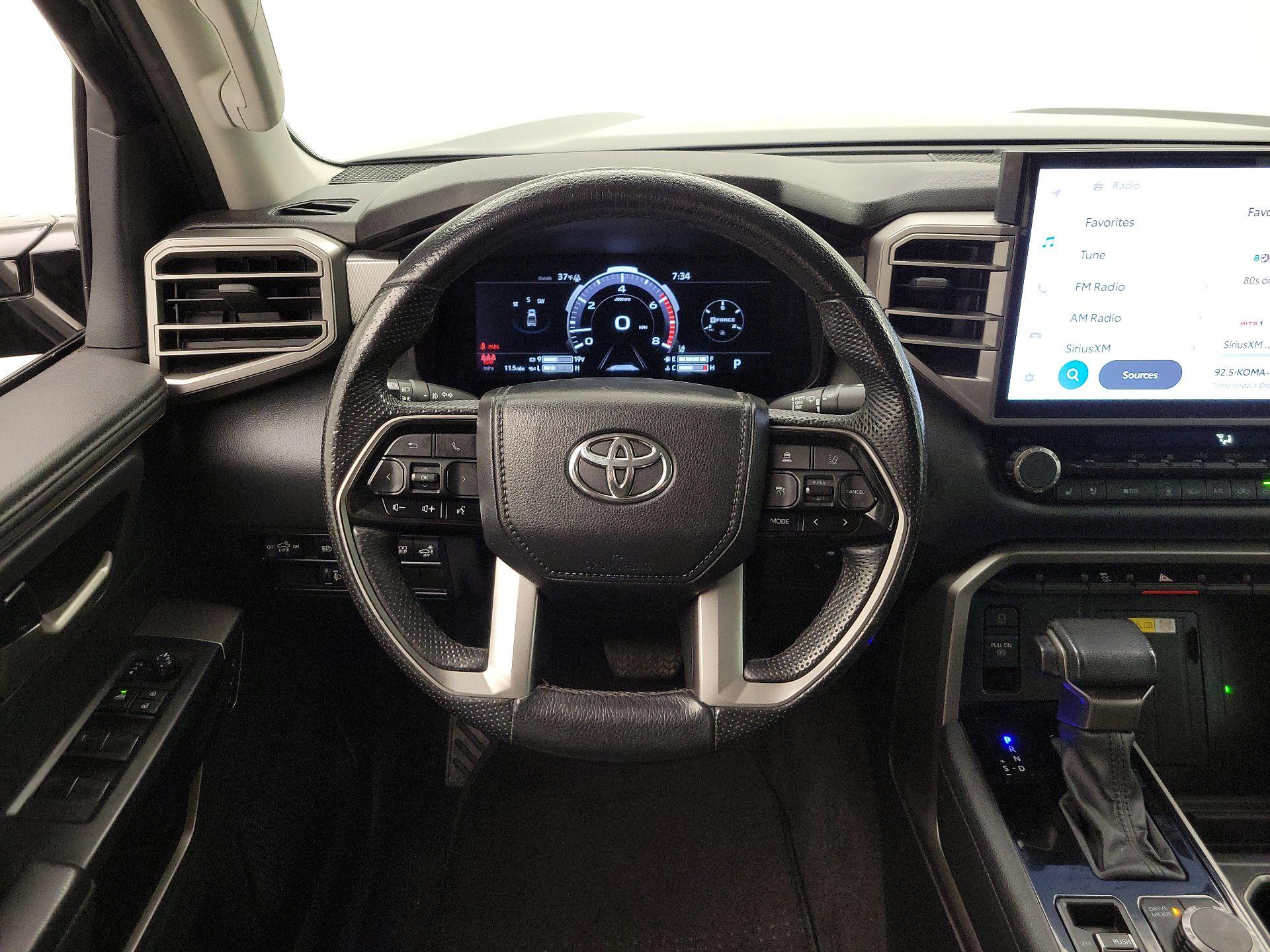 Thumbnail: 2024 Toyota Tundra - 10