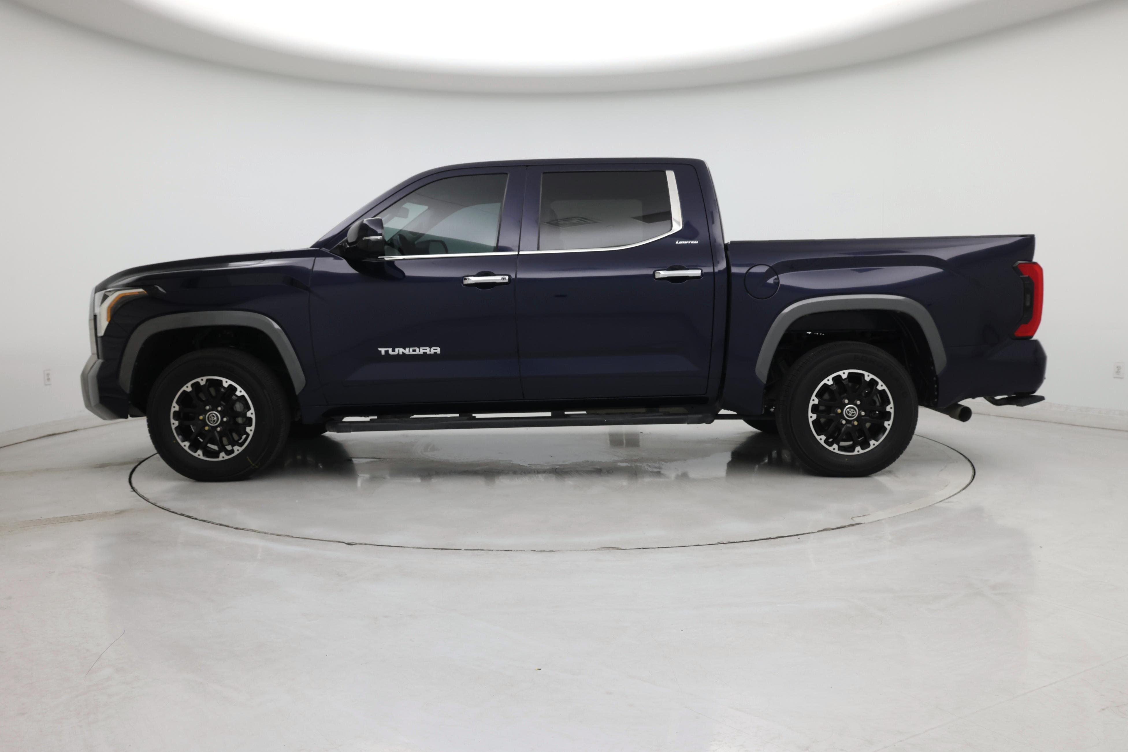 Thumbnail: 2024 Toyota Tundra - 3