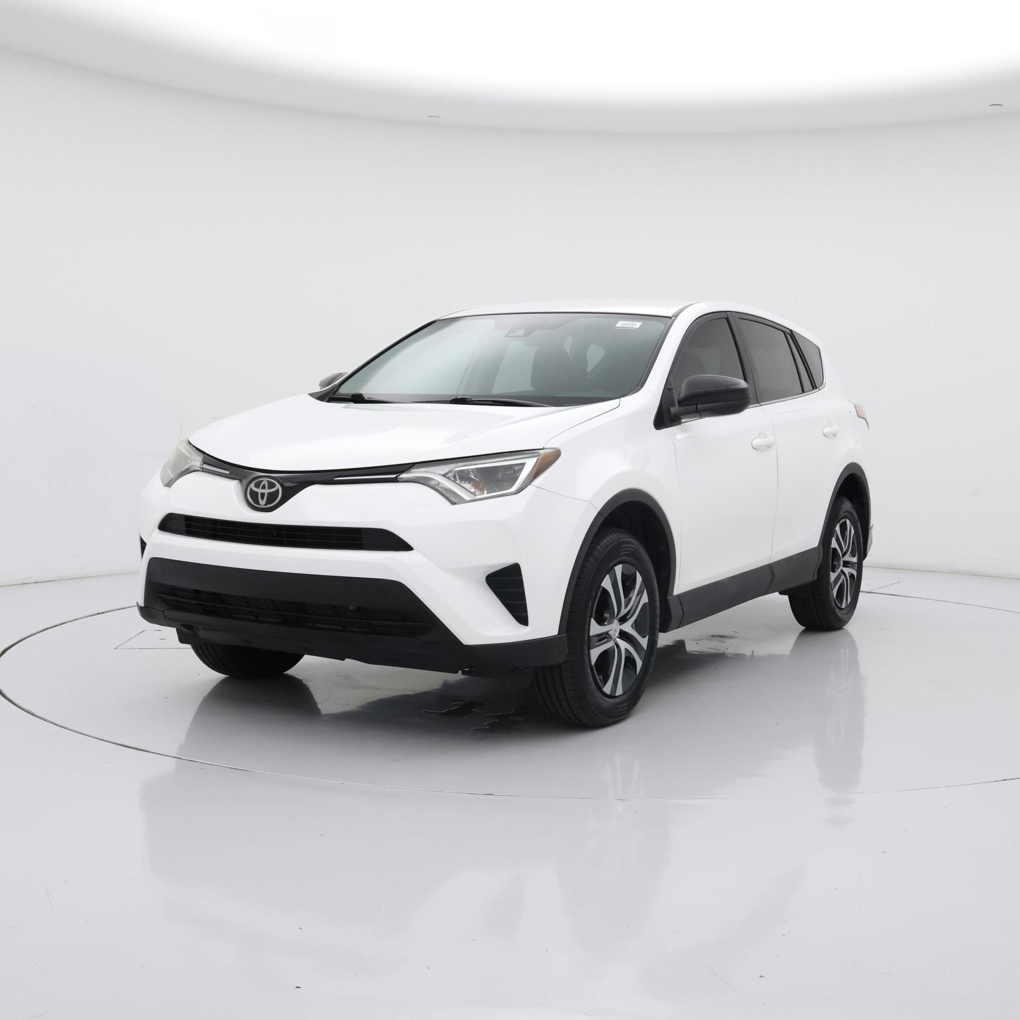 Thumbnail: 2018 Toyota RAV4 - 4
